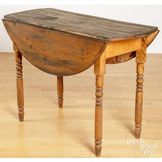 Pine dropleaf table, late 19th c.