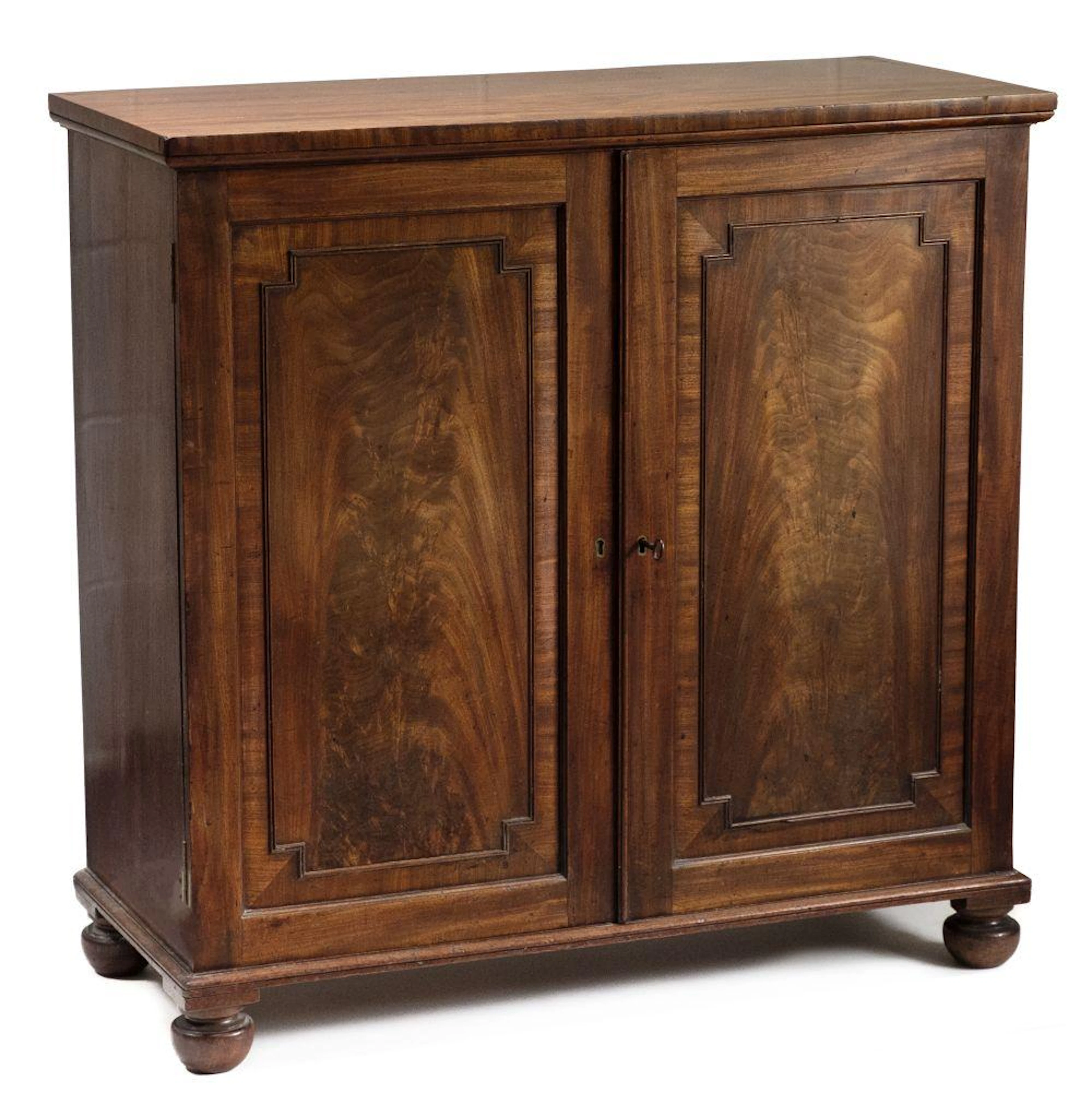 * Medal Collectors Cabinet. A fine Victorian Medal Collectors cabinet