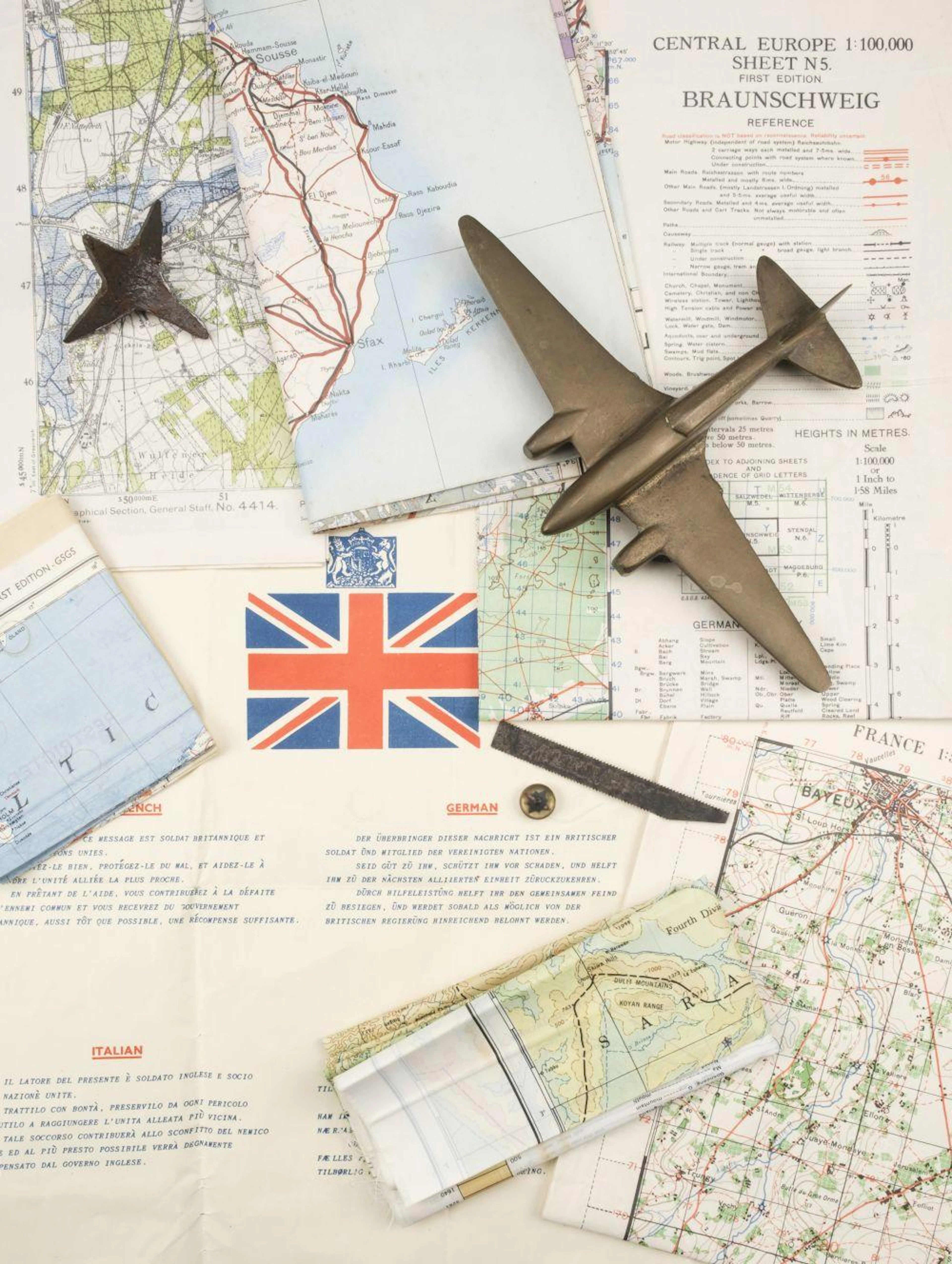 Escape & Evasion. A WWII RAF button compass and other items