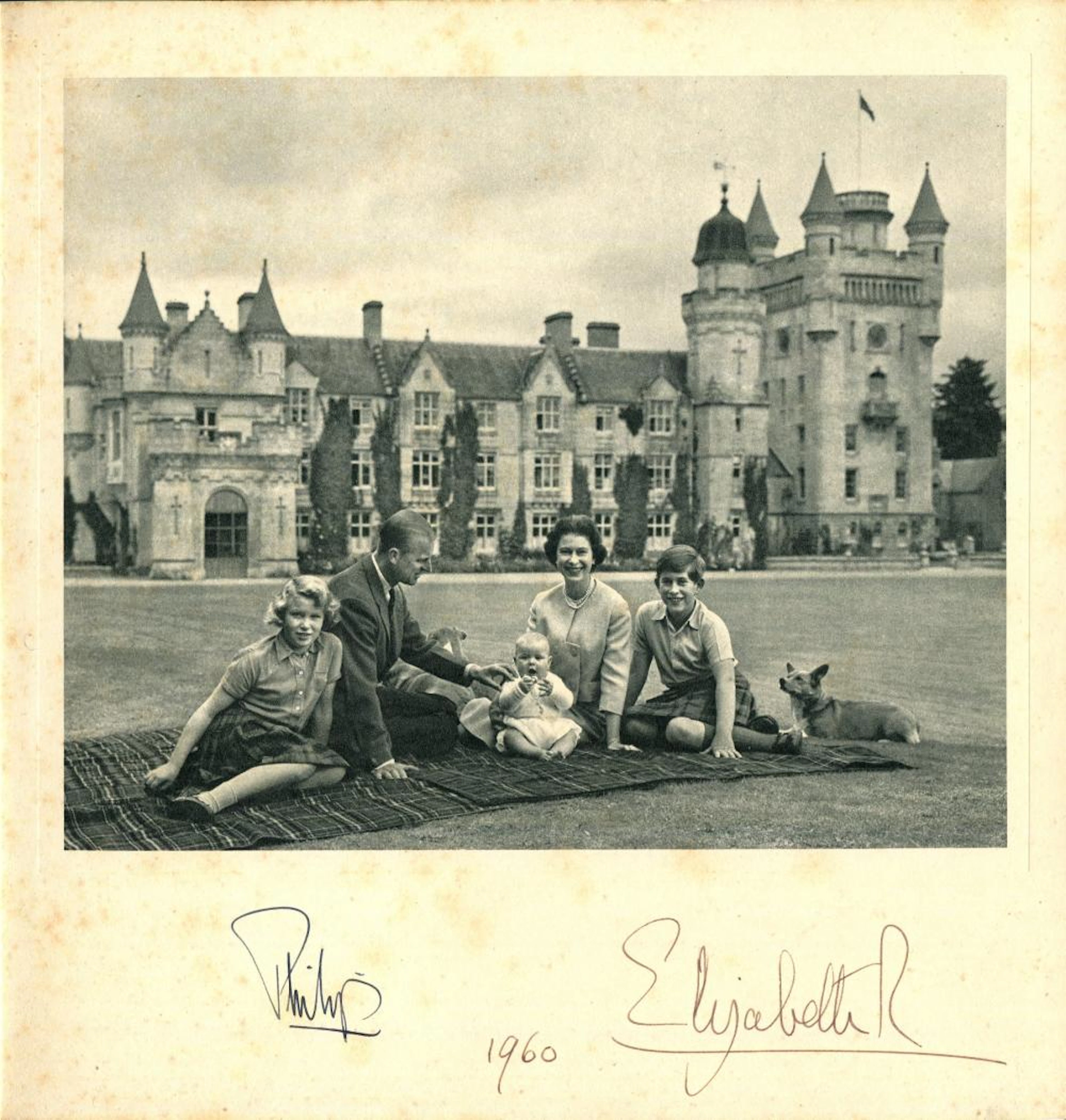 ELIZABETH II & PRINCE PHILIP: