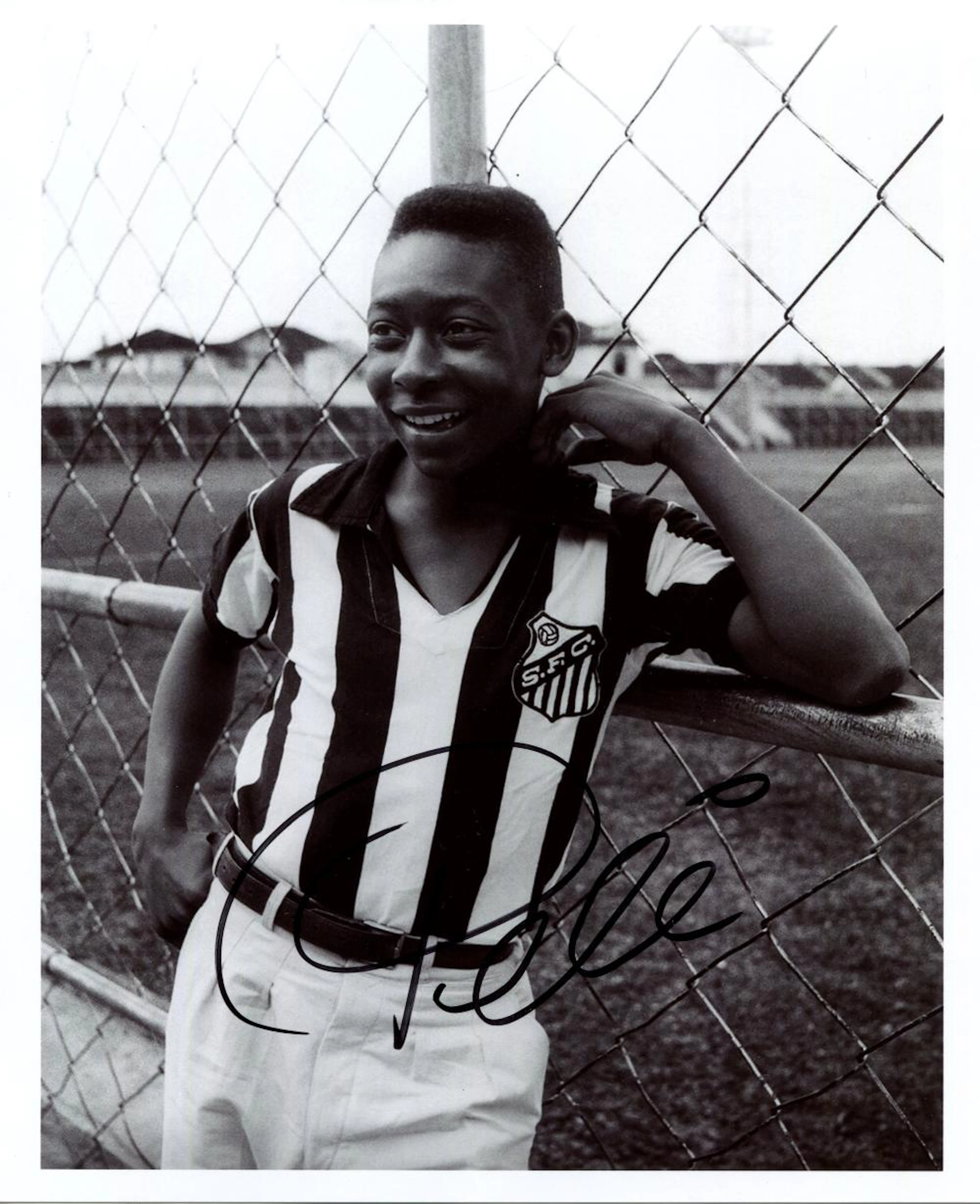 PELÉ: (1940-2022)