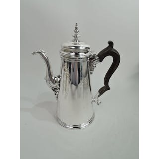 Antique Tiffany American Colonial Sterling Silver Coffeepot