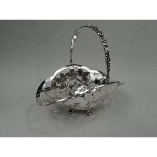 Pretty Tiffany Art Nouveau Sterling Silver Basket