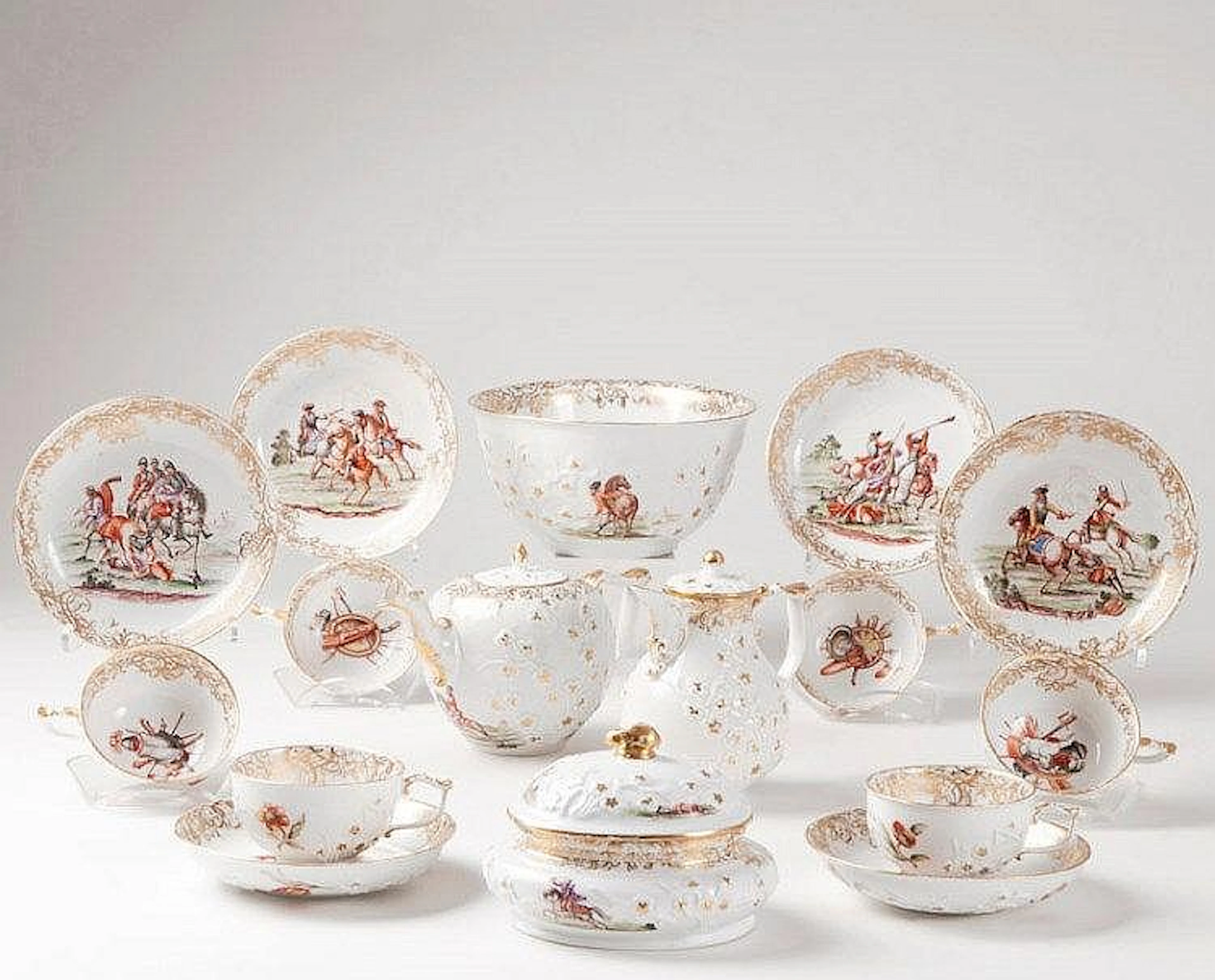 A museum-like coffee-tea-service with battle painting from Mayer-Pressnitz