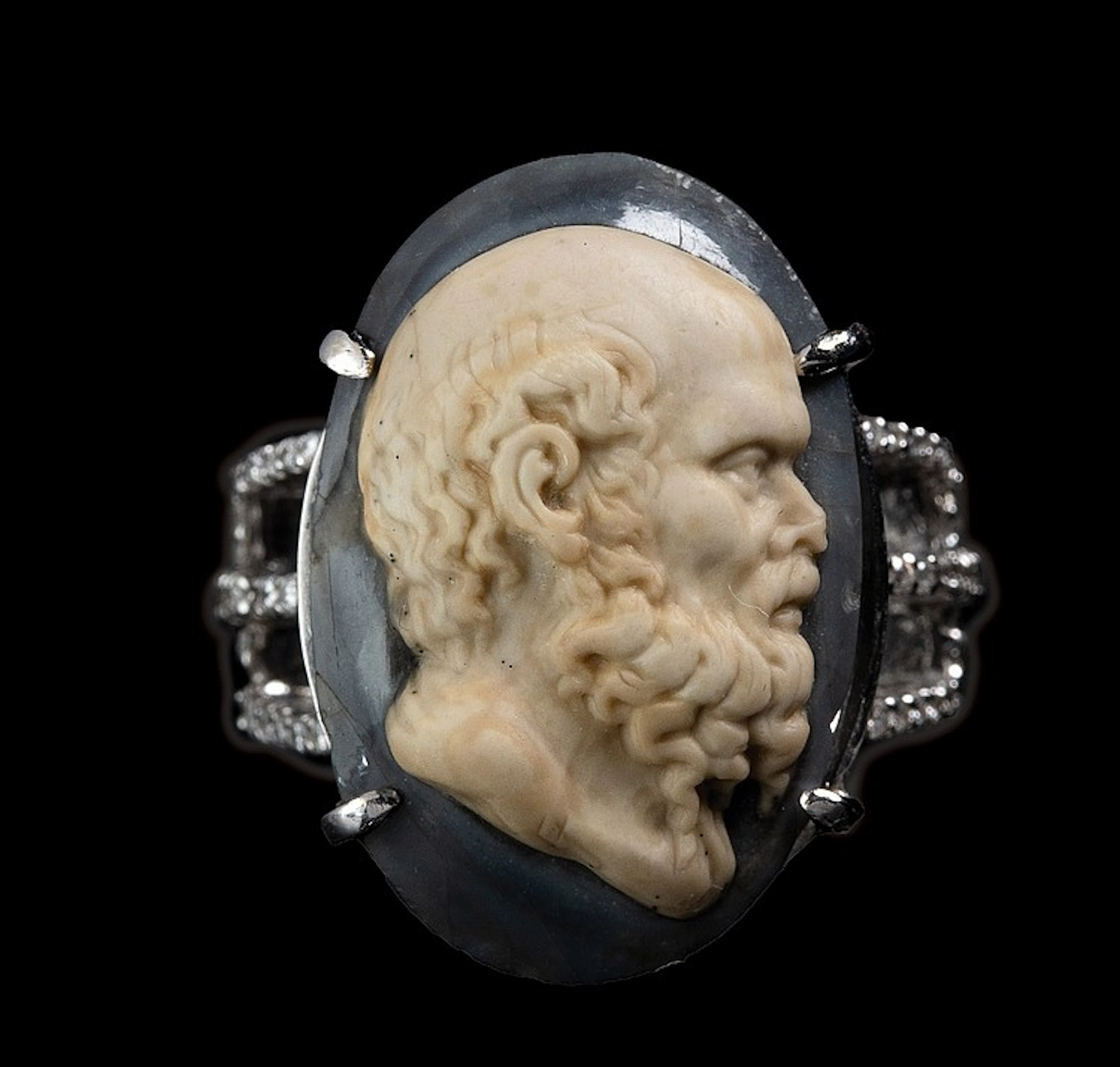 A white gold ring with diamonds