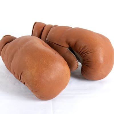 Boxing, 1950s gloves, 1950s