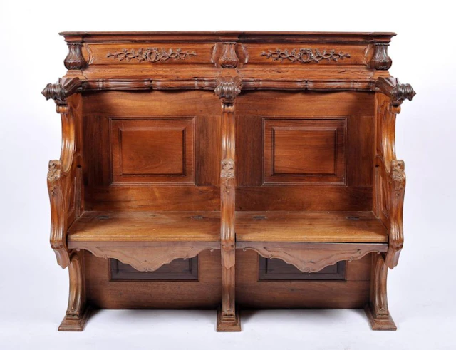 A Two-seat Chair