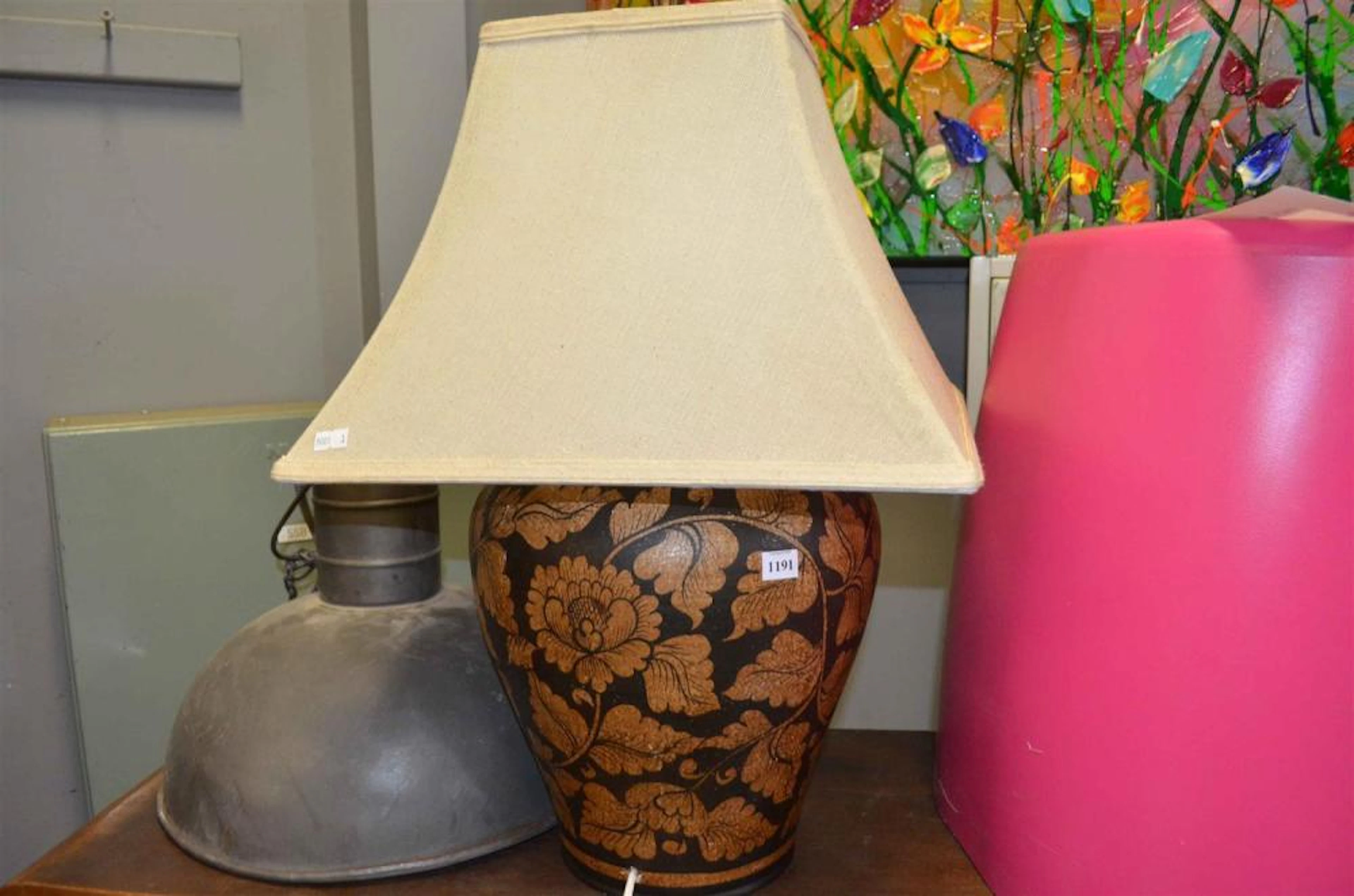 A COLONIAL STYLE TERRACOTTA TABLE LAMP HAND PAINTED...