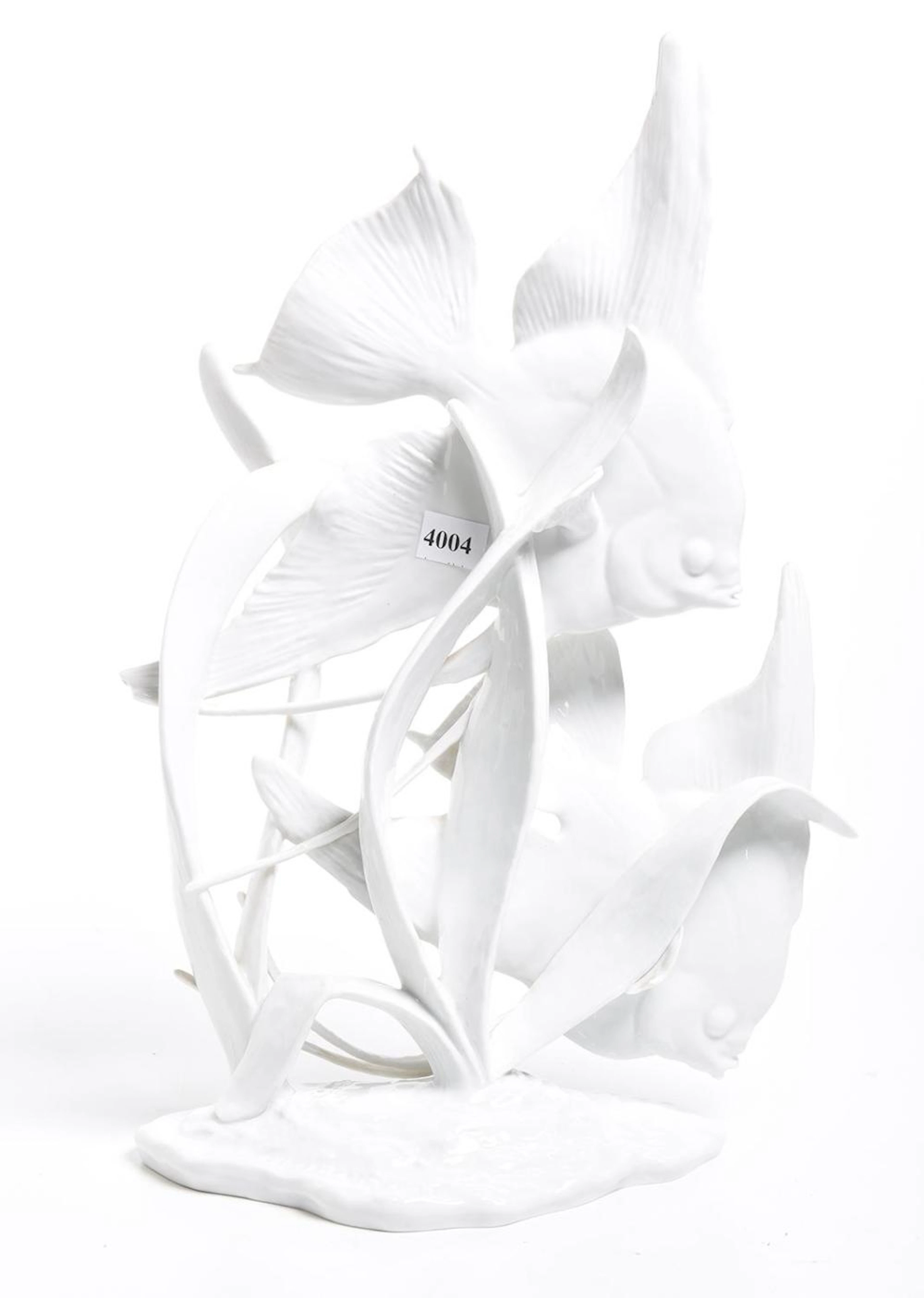 A ROSENTHAL PORCELAIN ANGEL FISH SCULPTURE (SLIGHT CHIP TO BASE)
