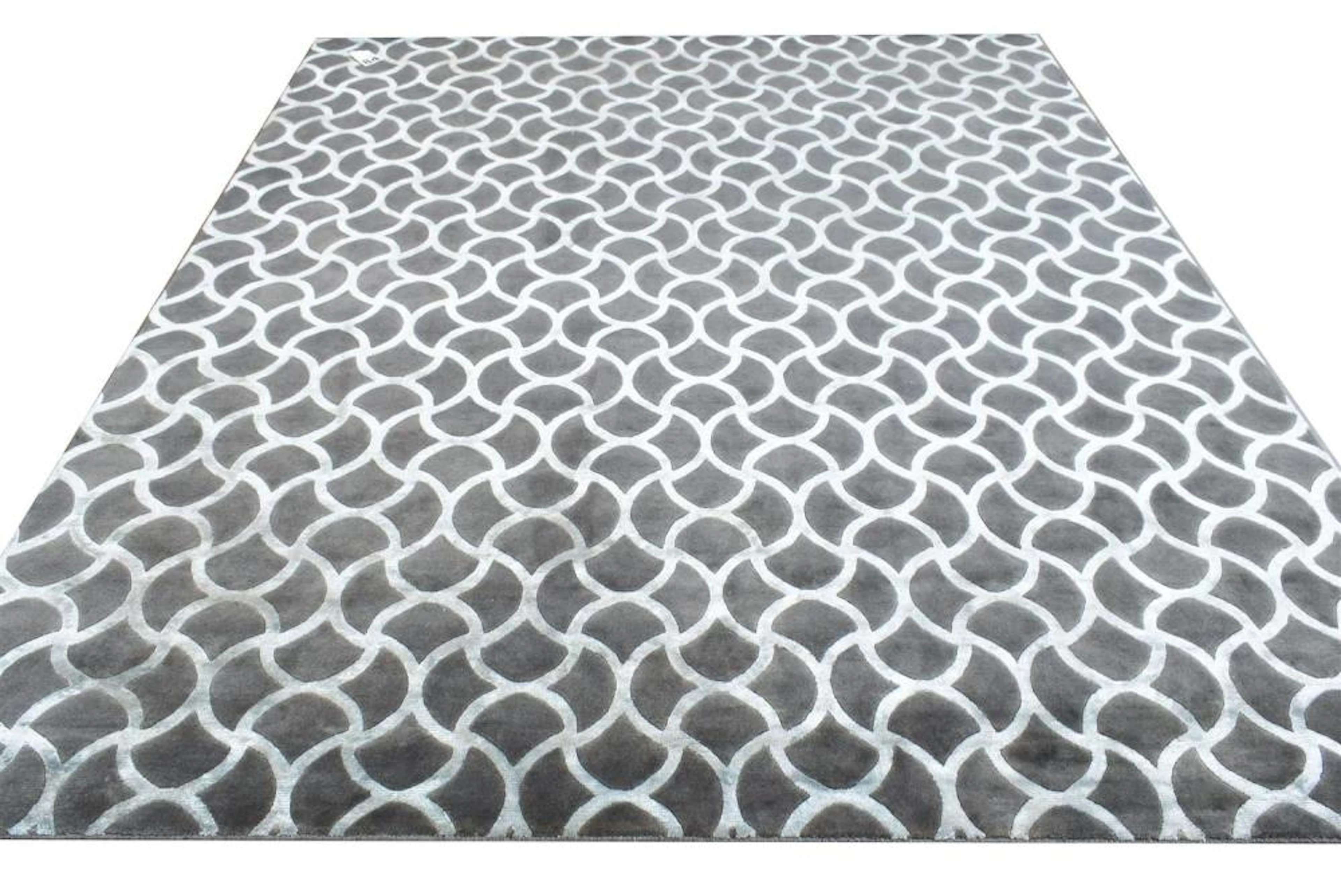 A BRAND NEW MODERN NEPALI HAND KNOTTED CARPET