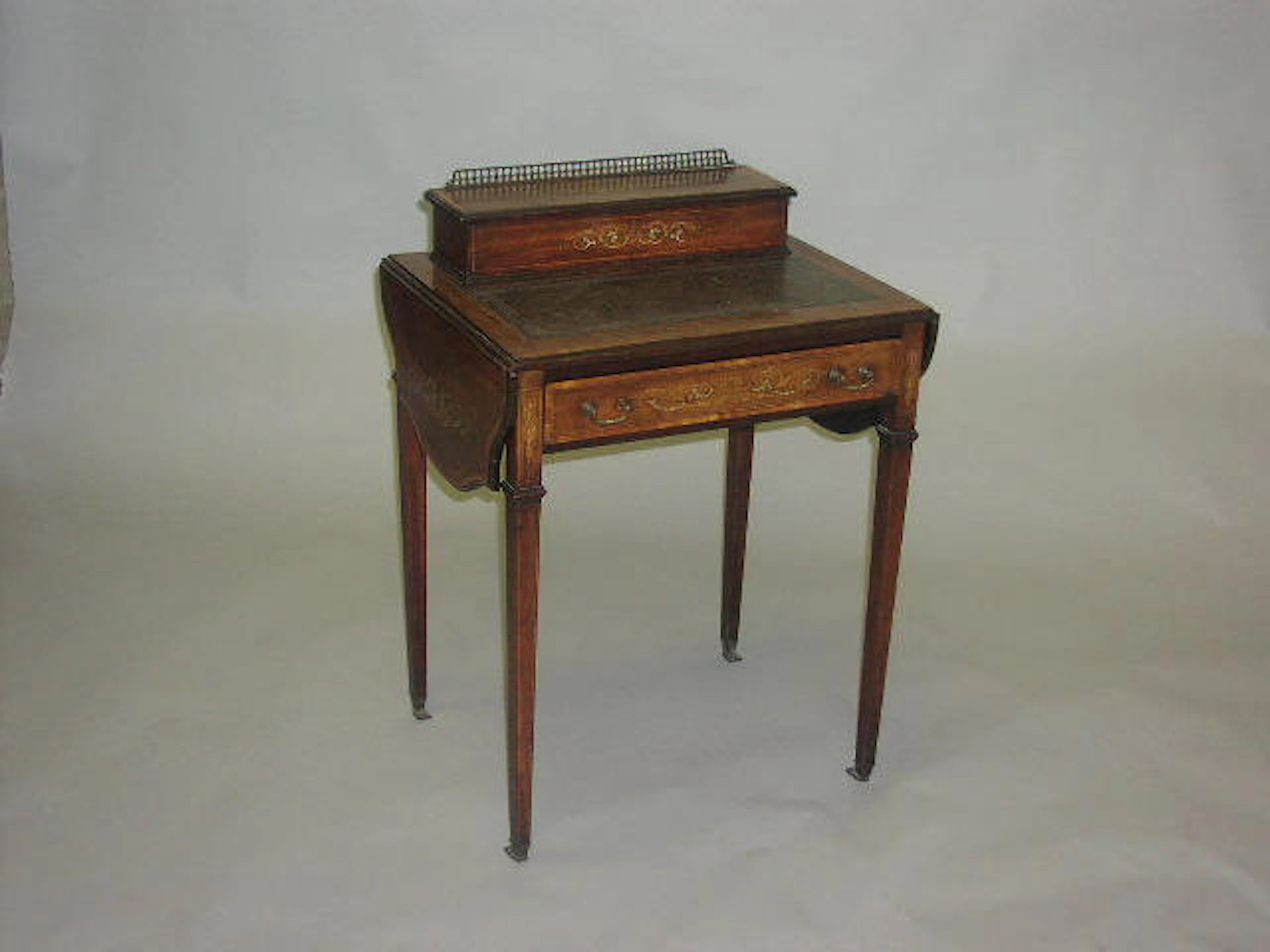 An Edwardian mahogany, inlaid and satinwood banded drop leaf ladies writing desk,