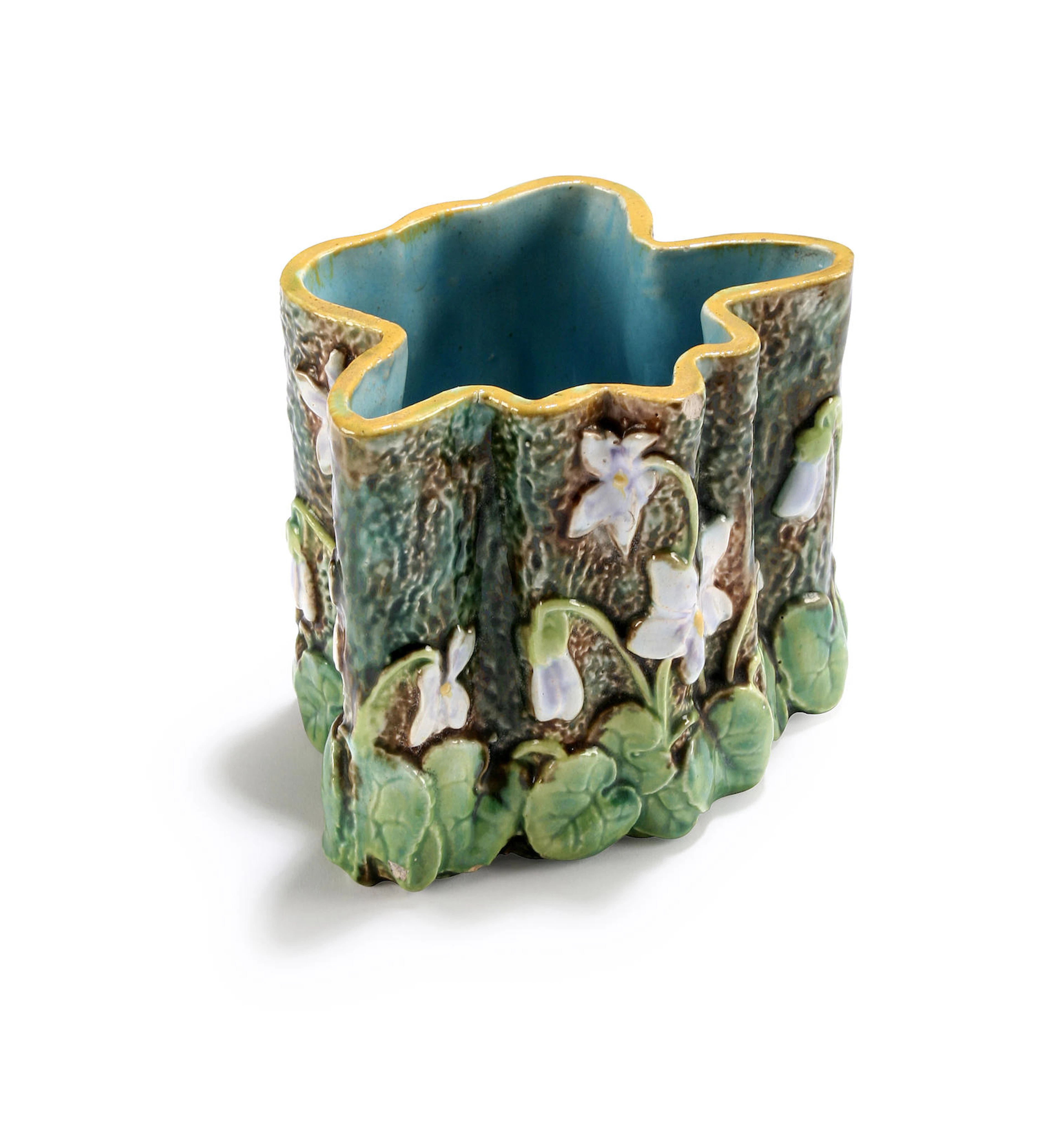 A small George Jones majolica pomade box, circa 1865-70