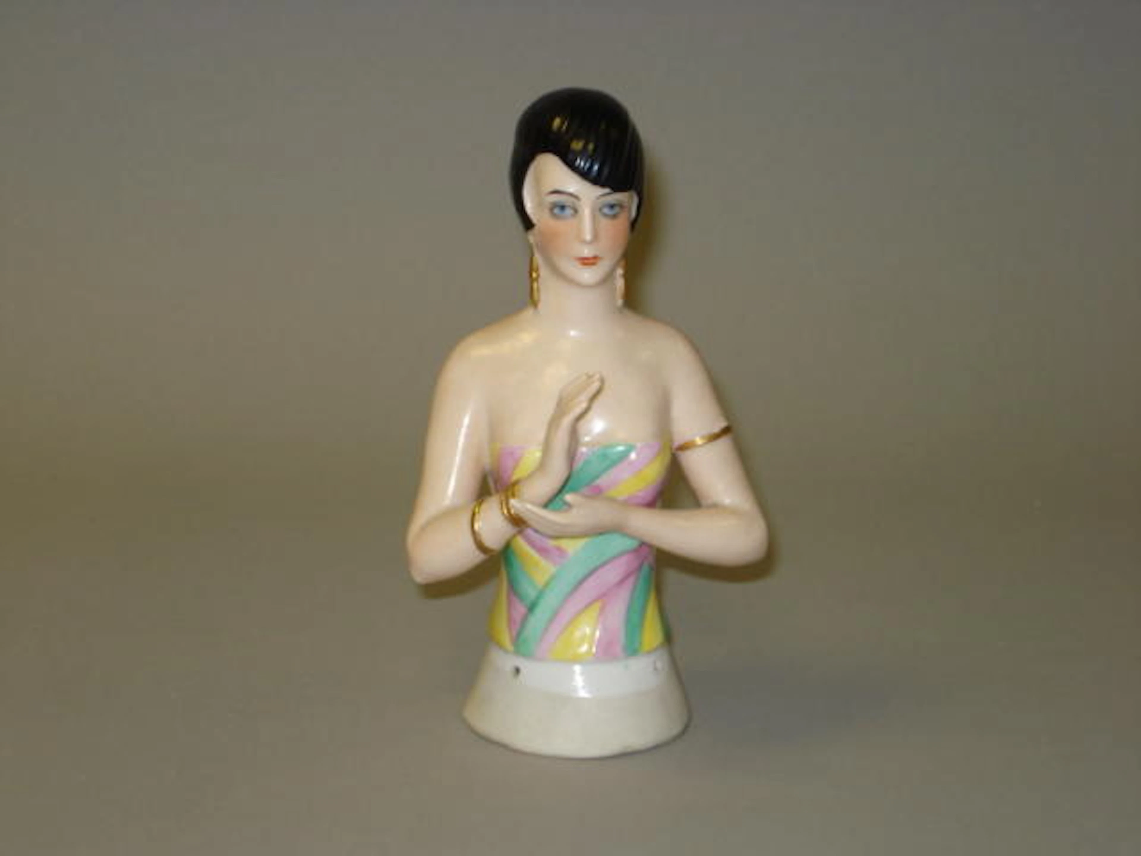 Art-Deco Lady half-doll