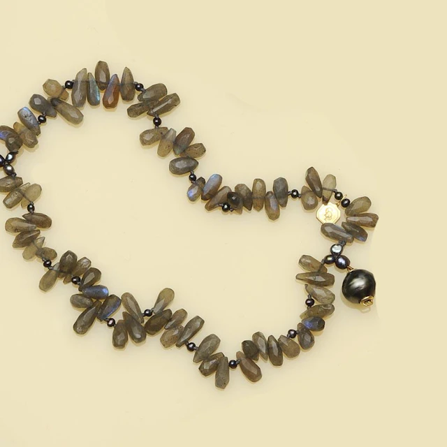 A labradorite bracelet, by CDP