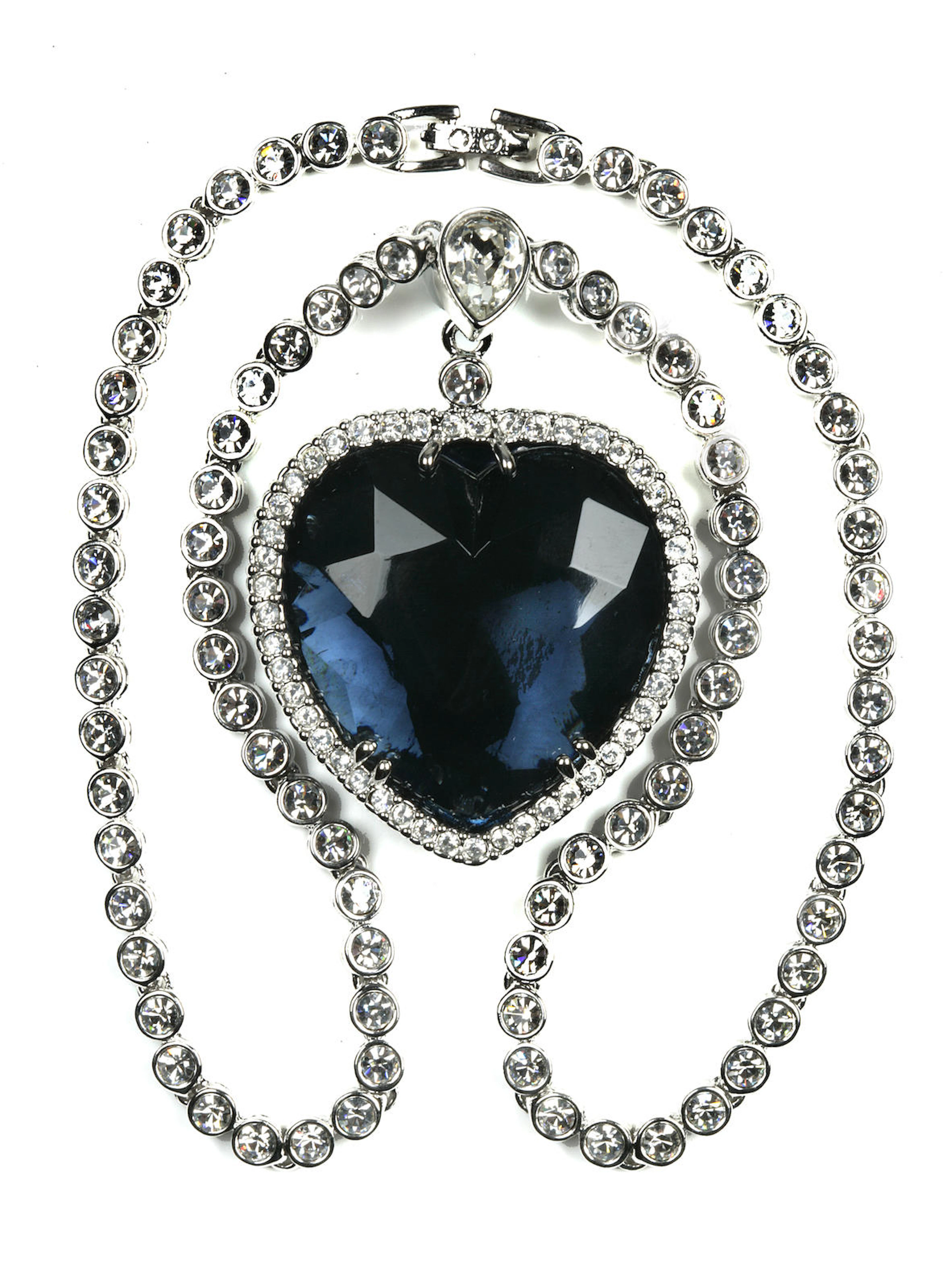 [TITANIC 1997 MOVIE] A reproduction "Heart of the Ocean" necklace 1997 10 x 8-3/4 in. (25.4 x 22.2 cm.)