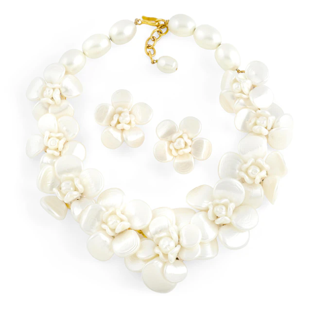 A Chanel floral necklace and pair of matching earclips