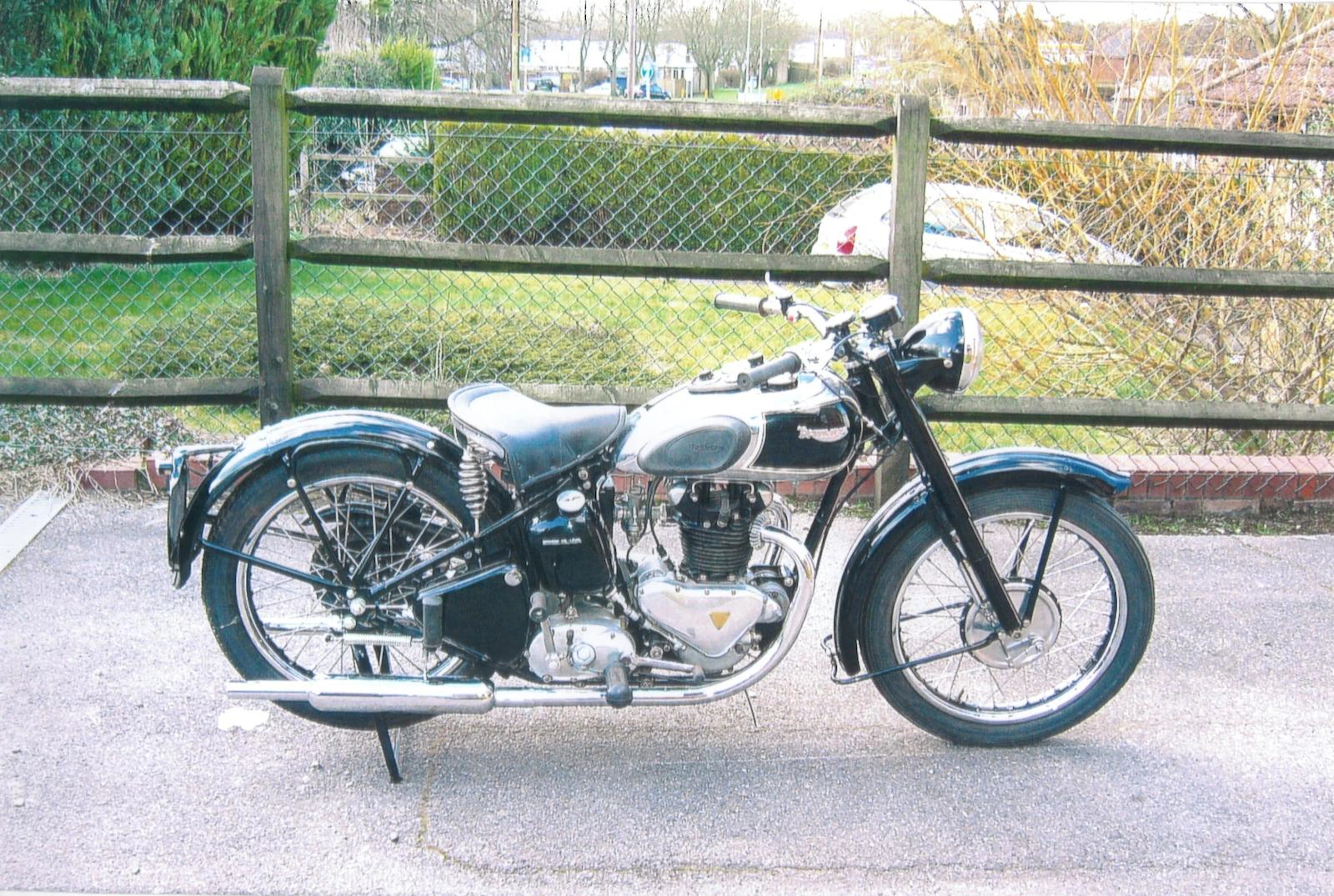 c.1950 Triumph 349cc 3T Frame no. 11067N Engine no. 11067N
