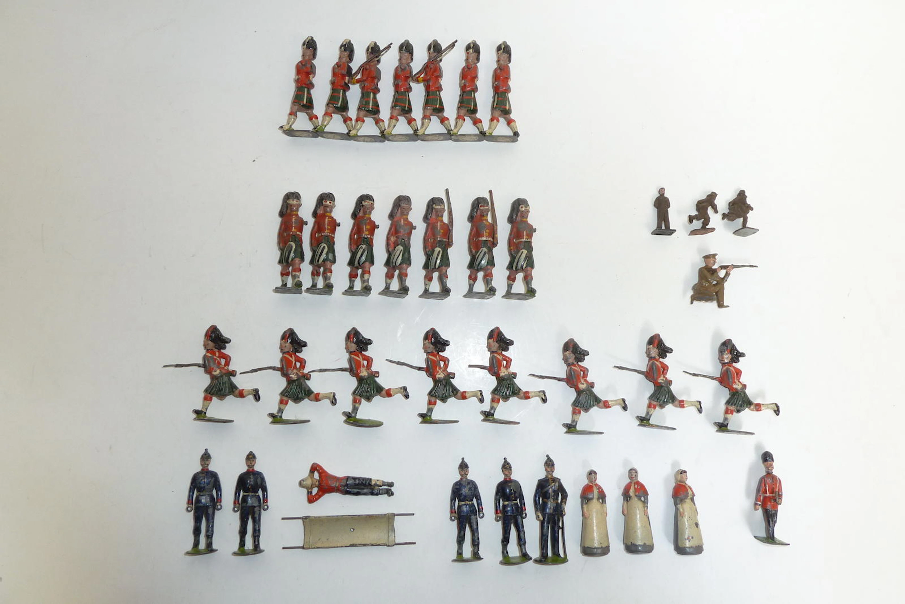 Britains mostly early figures 46