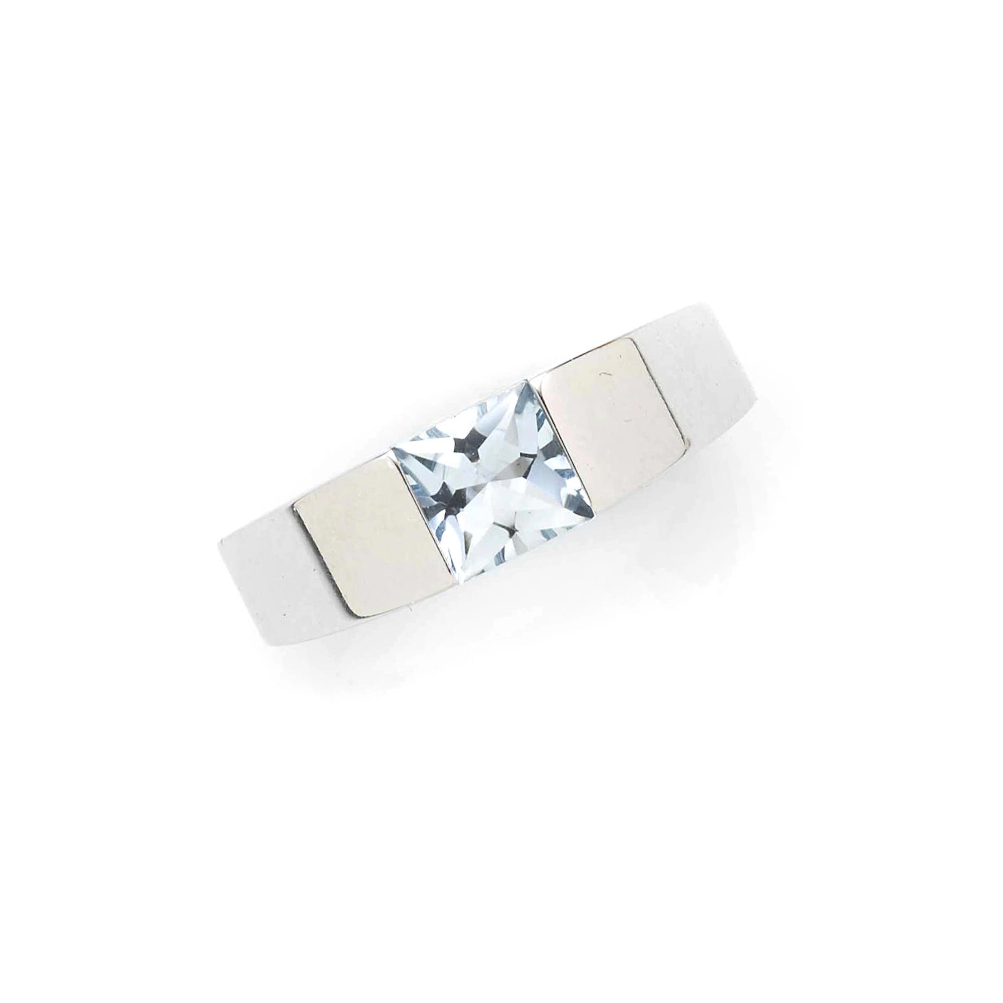 An aquamarine and 18k white gold ring, Cartier