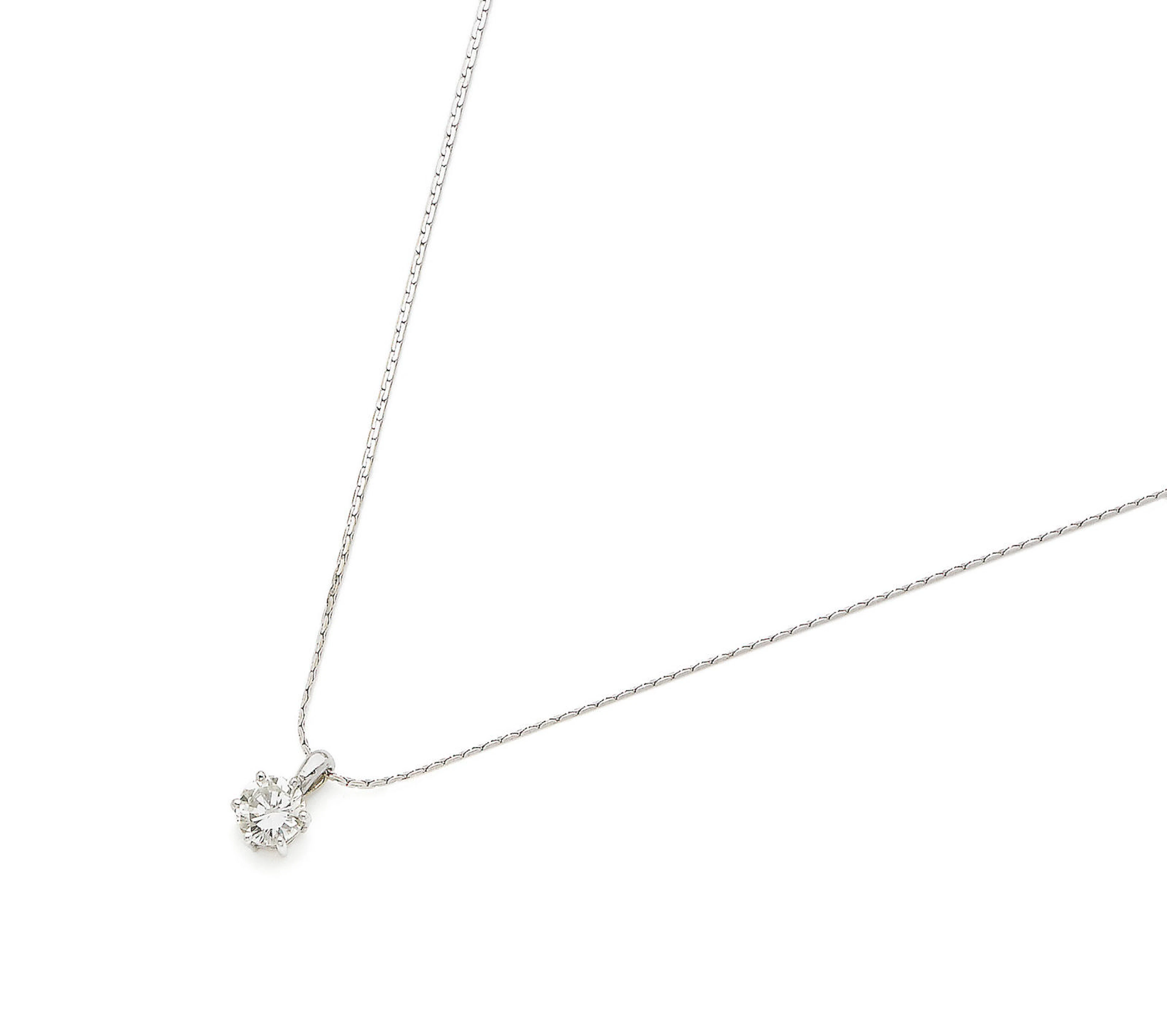 A diamond pendant necklace
