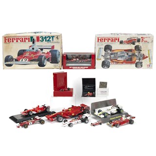 Assorted Formula 1 model cars, ((Qty))