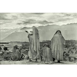 Henri Cartier-Bresson (1908-2004); Srinagar, Kashmir;