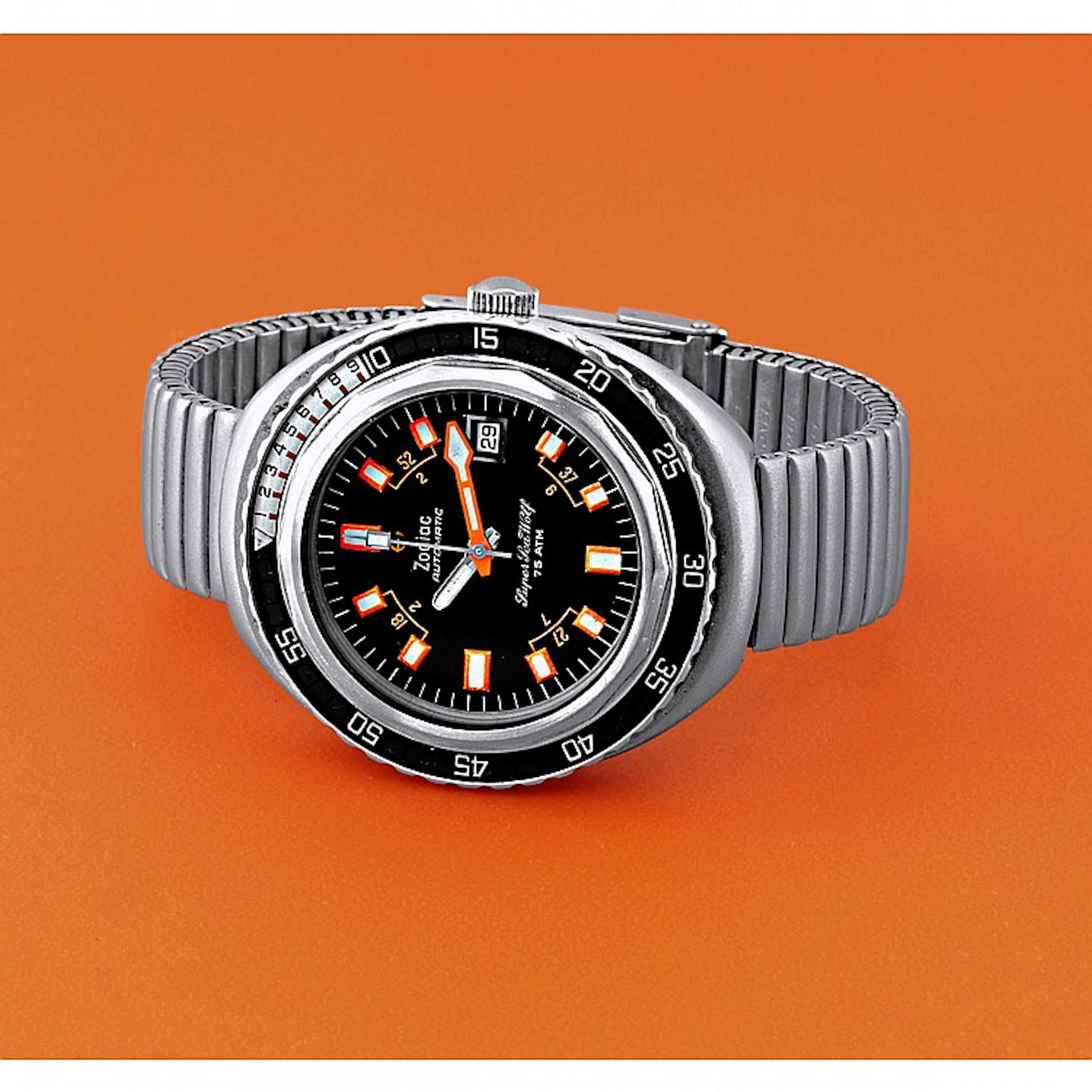 Zodiac, Super Sea Wolf, n° 1342-736, vers 1970.Une massive montre de plon