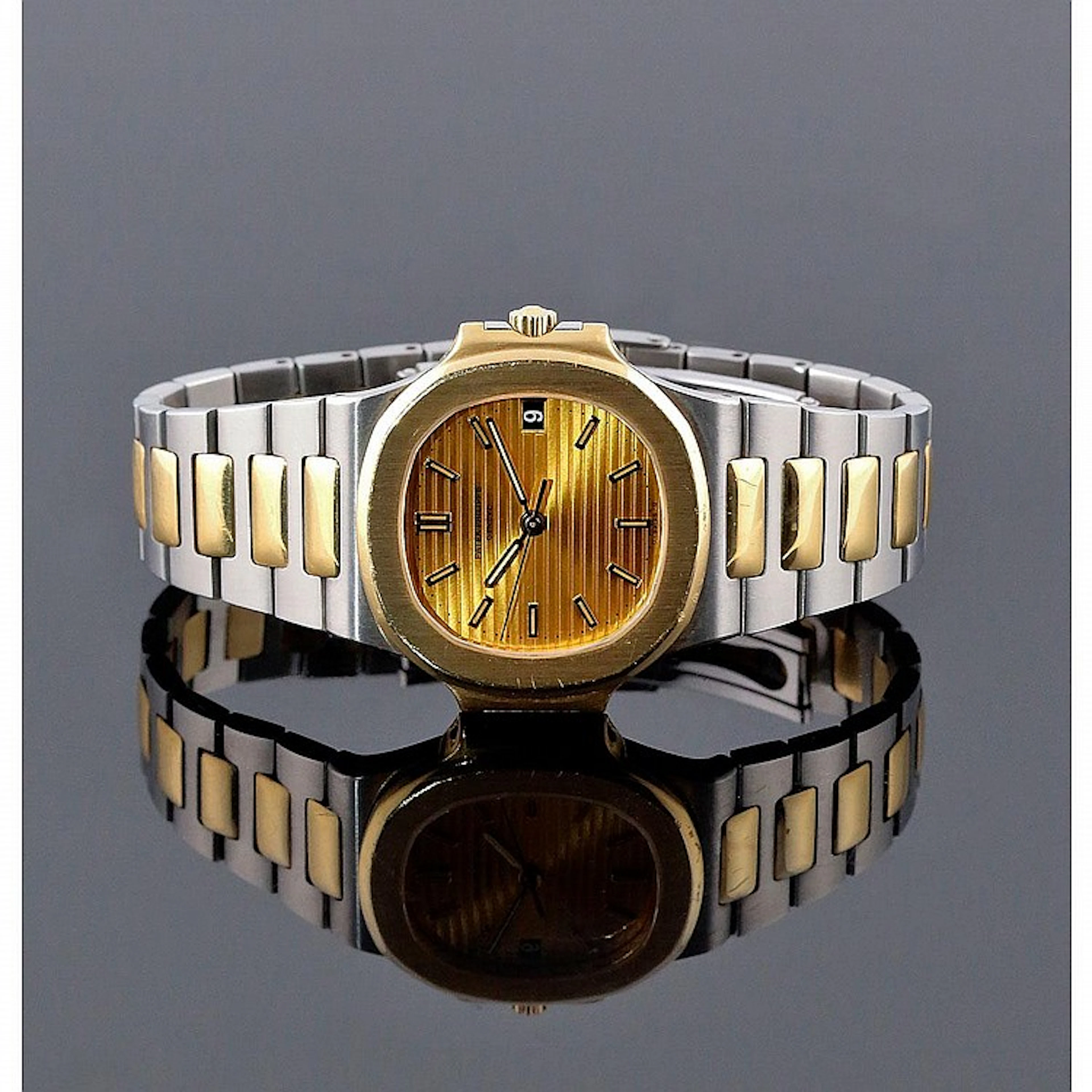 Patek Philippe, Nautilus, Ref. 3800, vers 1990.