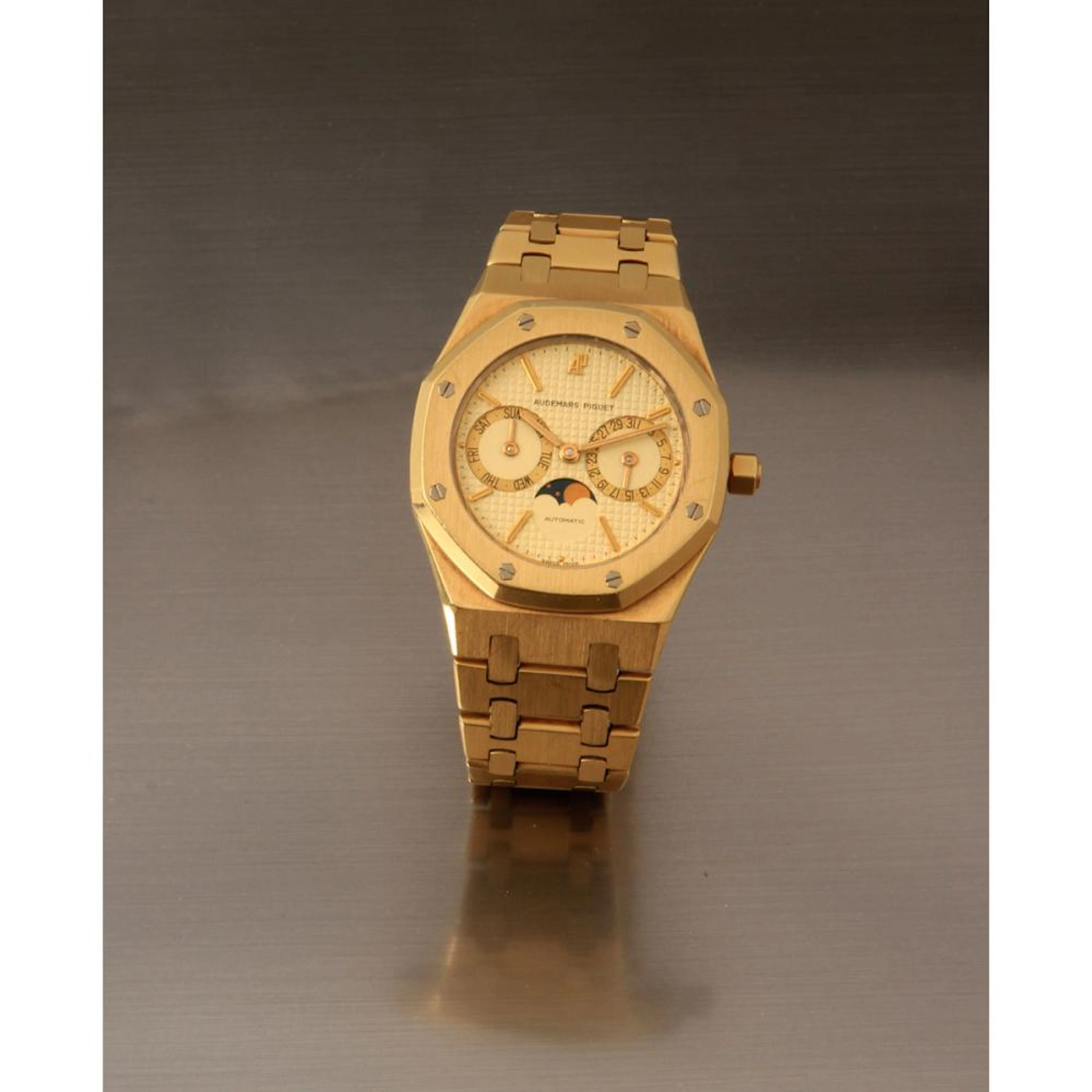 Audemars Piguet, Royal Oak, n° 993, vers 1990. …