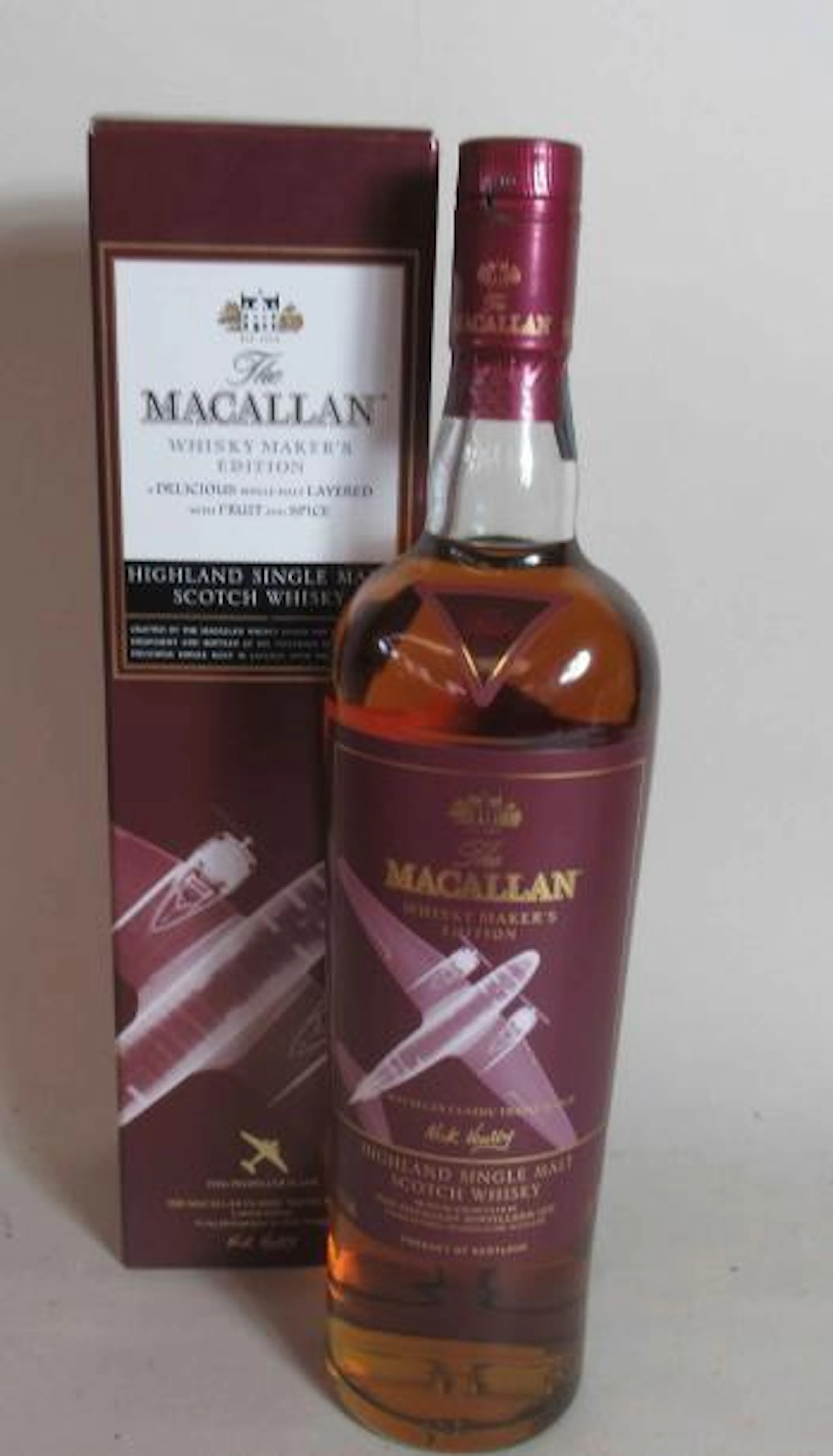 Une bouteille de whisky THE MACALLAN - Compiègne Enchères - 02/06/2018