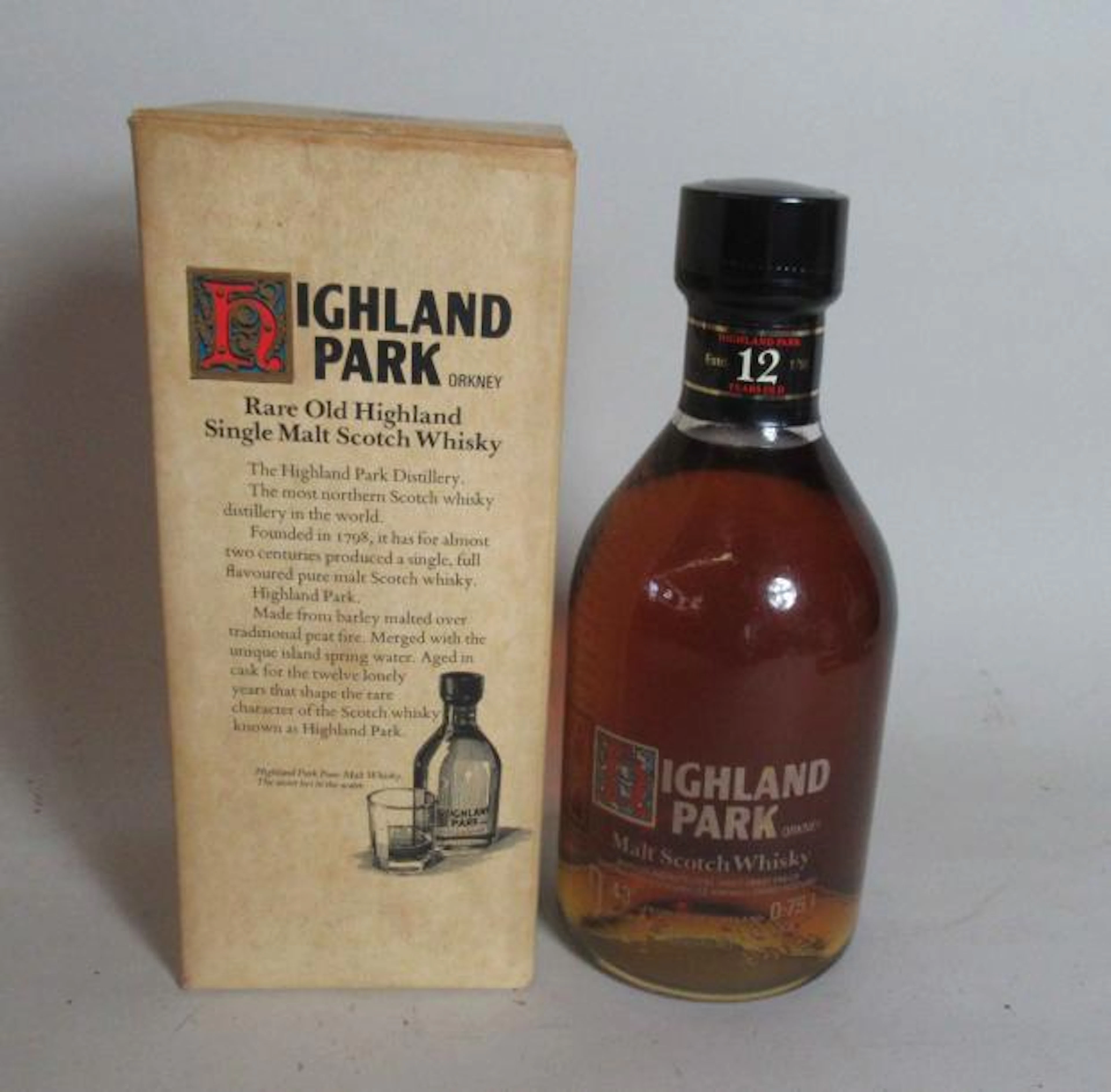 Une bouteille de whisky HIGHLAND PARK 12ans d'age - Compiègne...