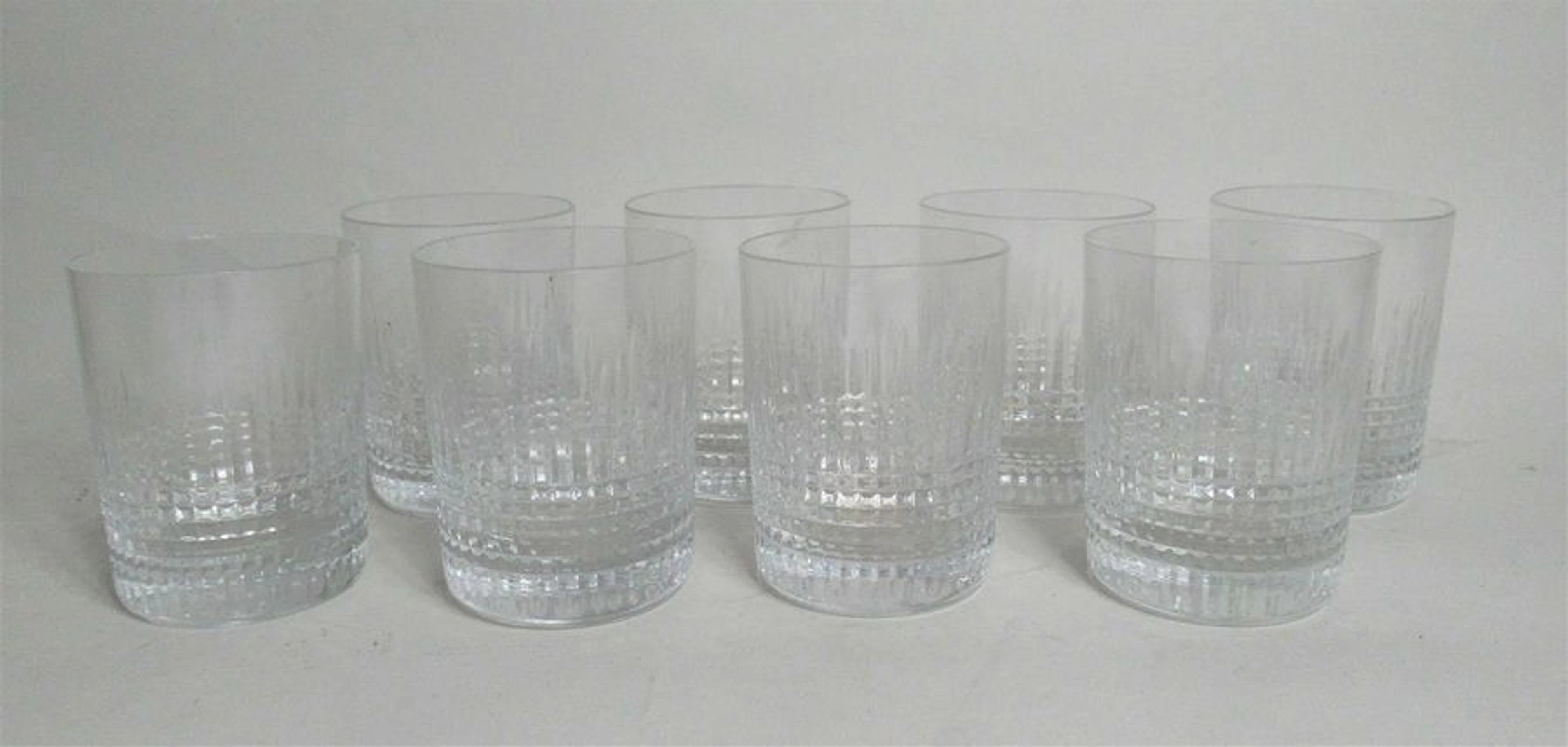 BACCARAT - Modèle "Chivas Régal" - Suite de 8 verres à whisky...