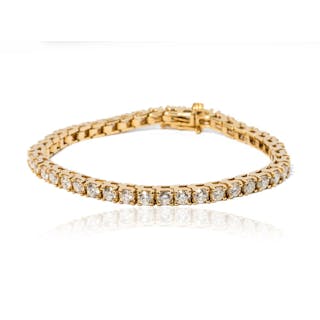 14 Karat Yellow Gold and Diamond Straight-Line Bracelet