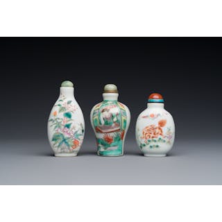 Three Chinese famille rose and verte snuff bottles, 19th C.