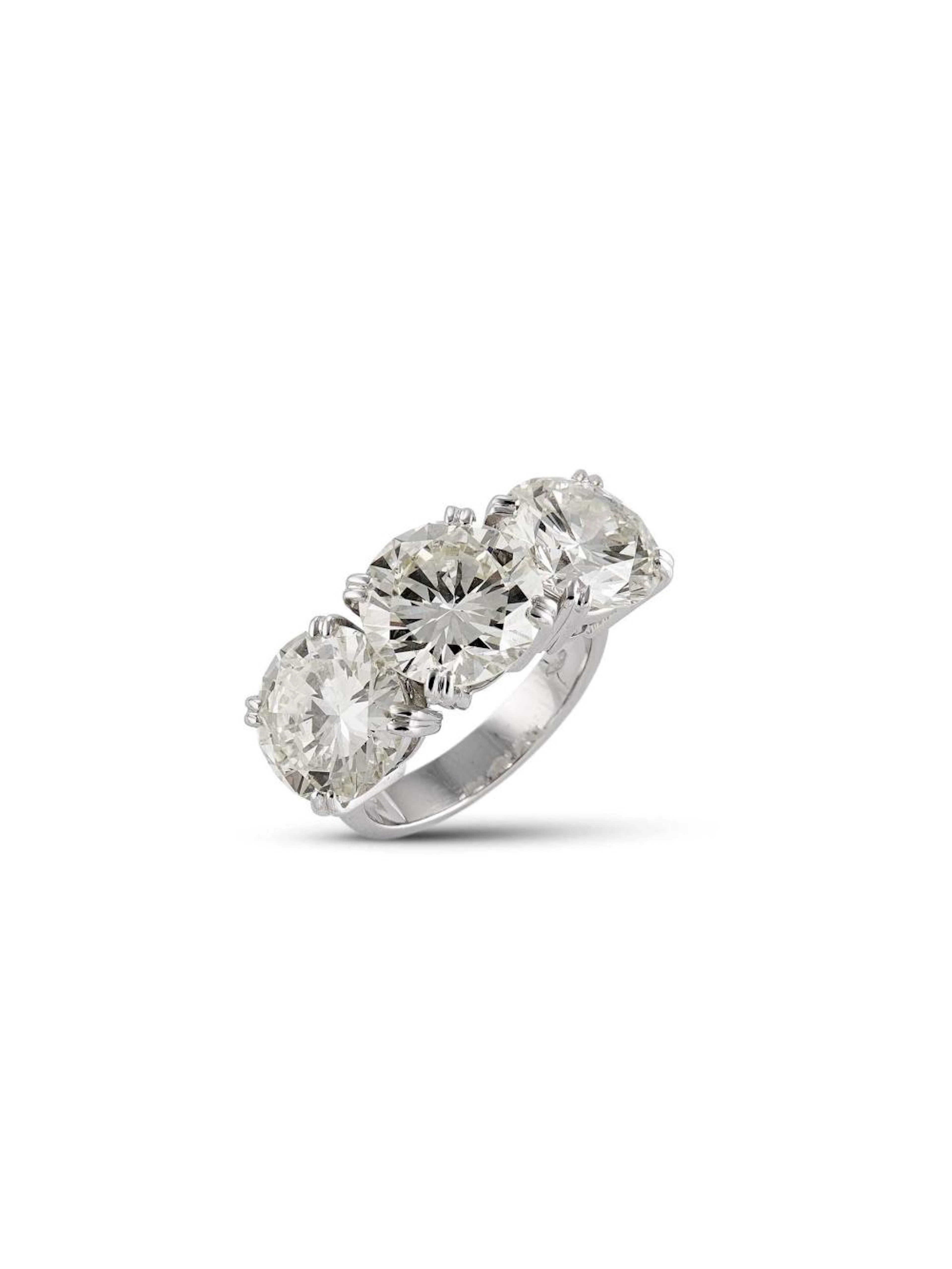 ANELLO TRILOGY IN ORO BIANCO E DIAMANTI PER CT 13.02 tre diamanti taglio