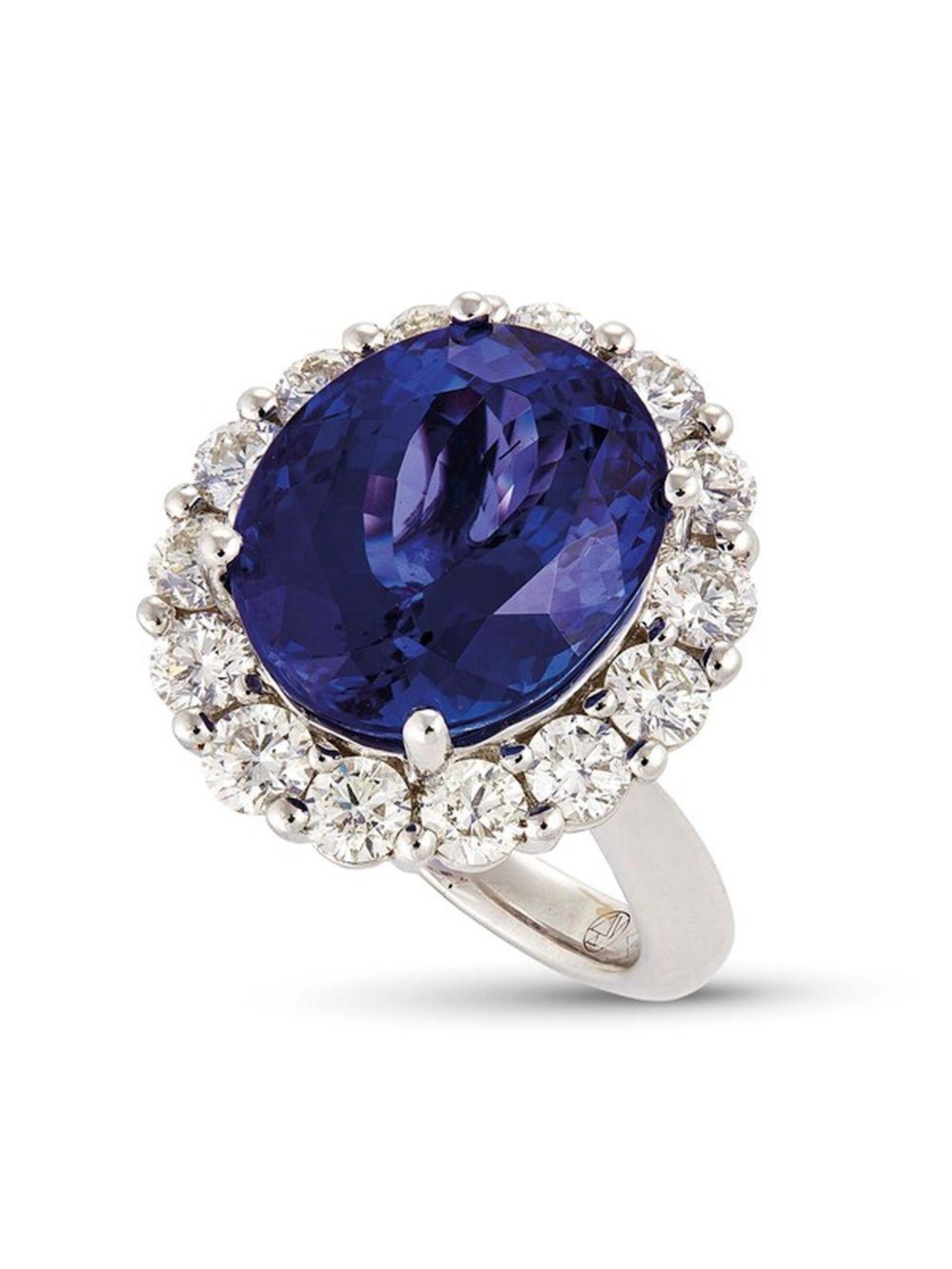 ANELLO A MARGHERITA CON TANZANITE E DIAMANTI
