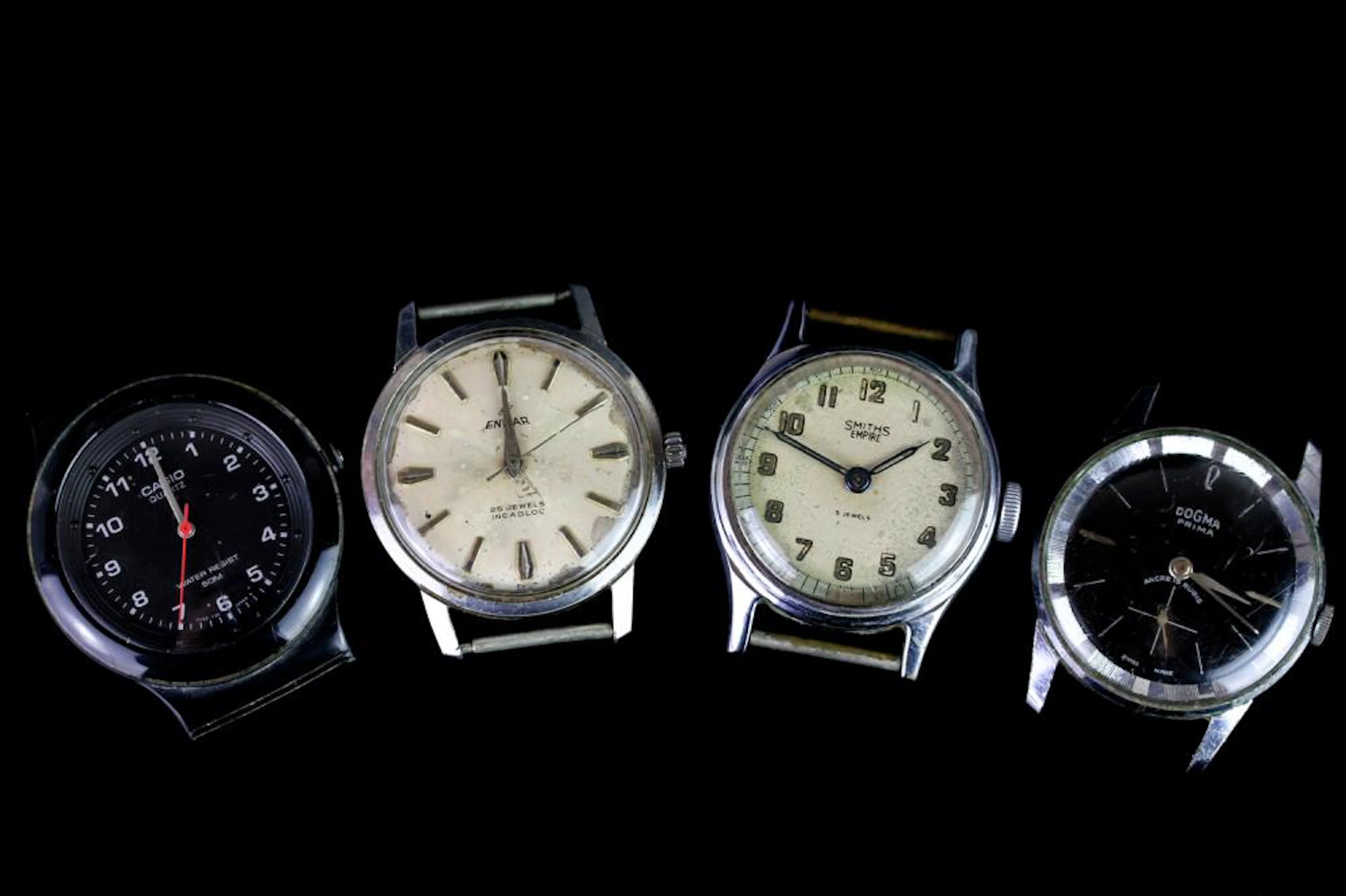 GROUP OF 4 VINTAGE WATCHES INCL SMITHS EMPIRE ENIC