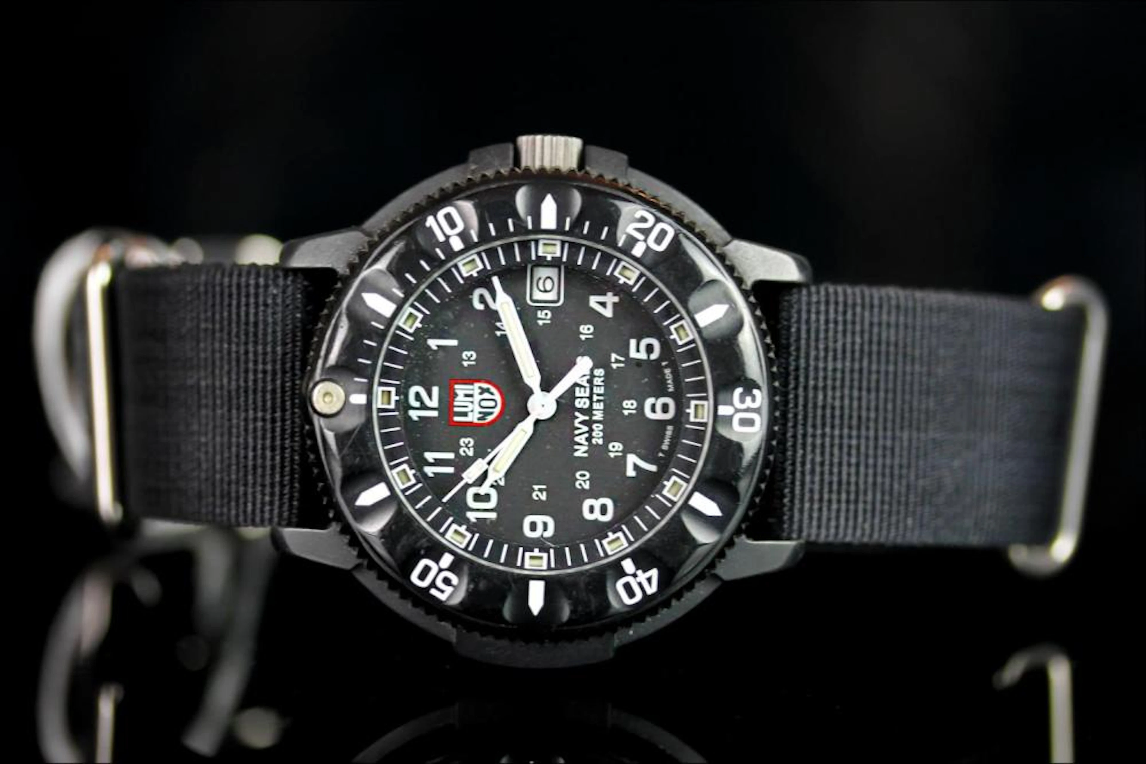 ***NO RESERVE*** GENTLEMENS LUMINOX NAVY SEALS WRISTWATCH, circular black d