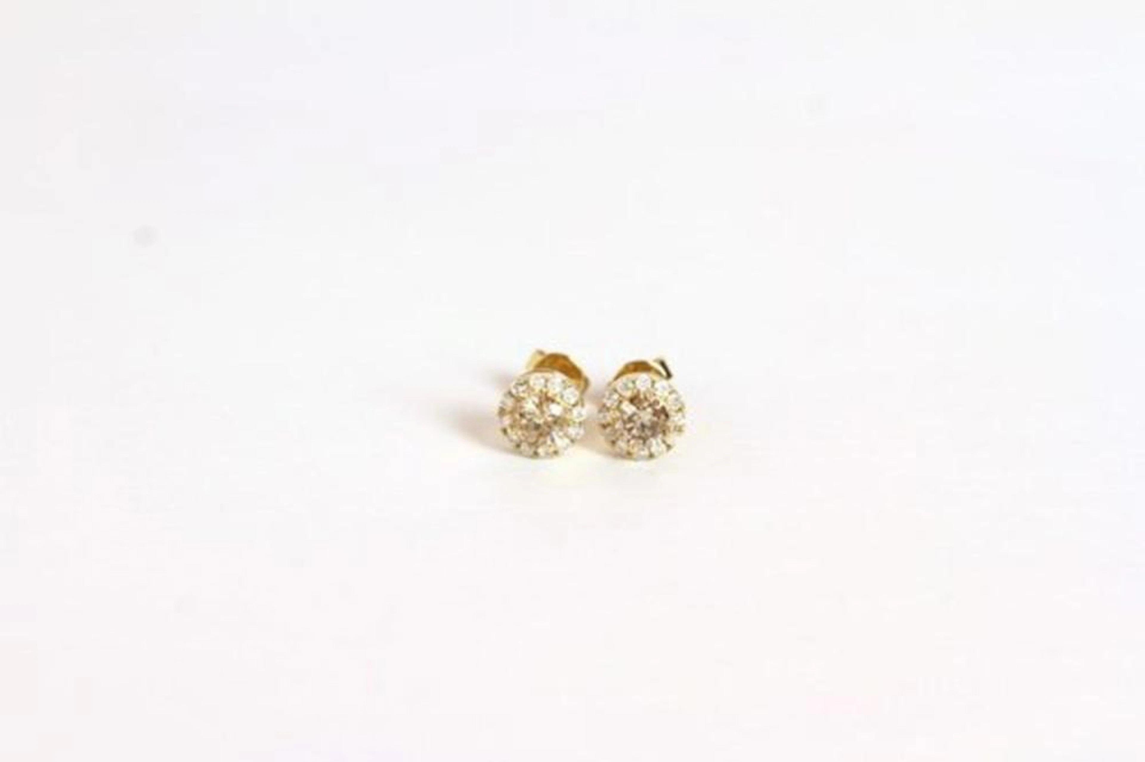 Pair of Diamond stud earrings