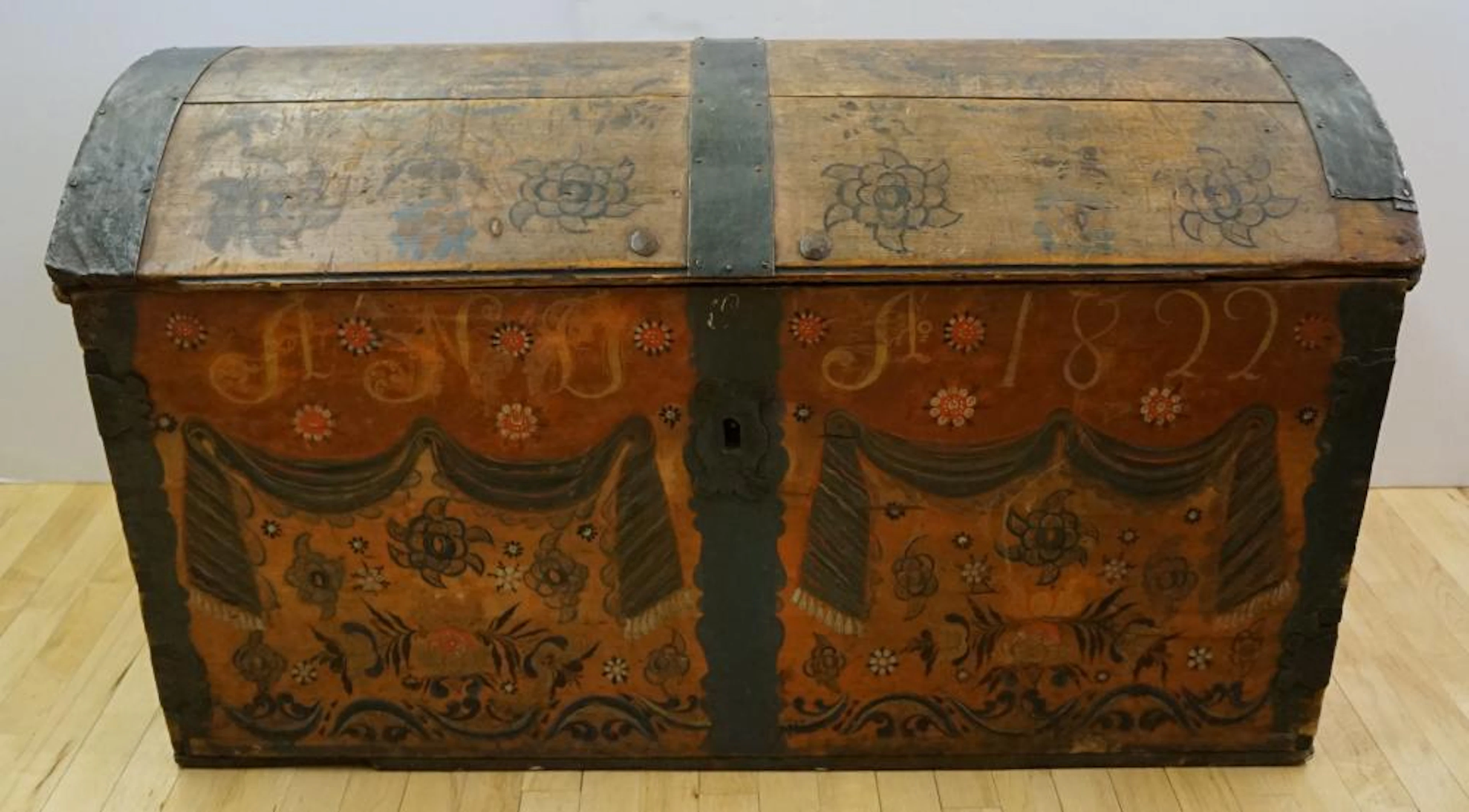 Scandinavian Dome-Top Wedding Chest