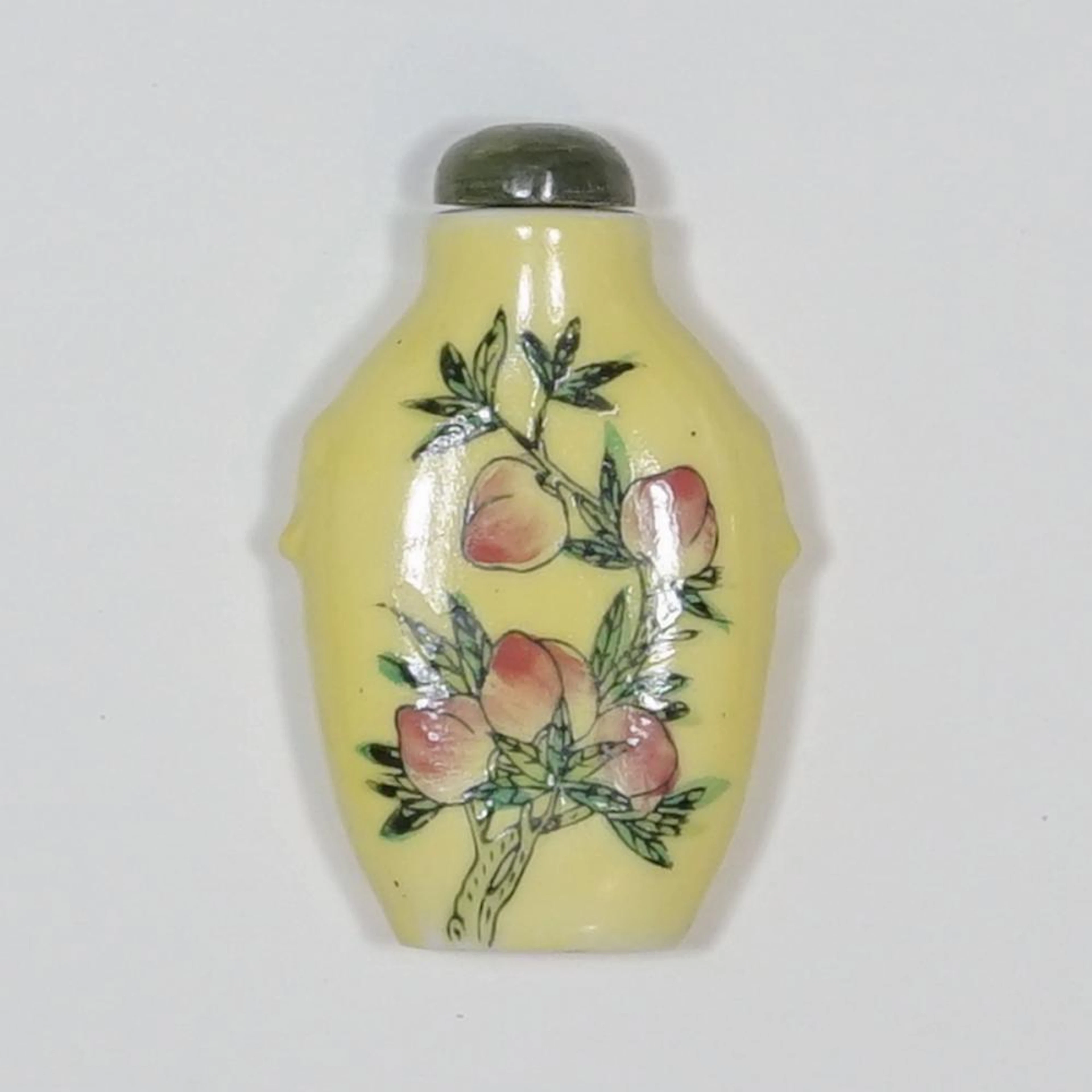 Old Chinese Fine Porcelain Signed Snuff Bottle