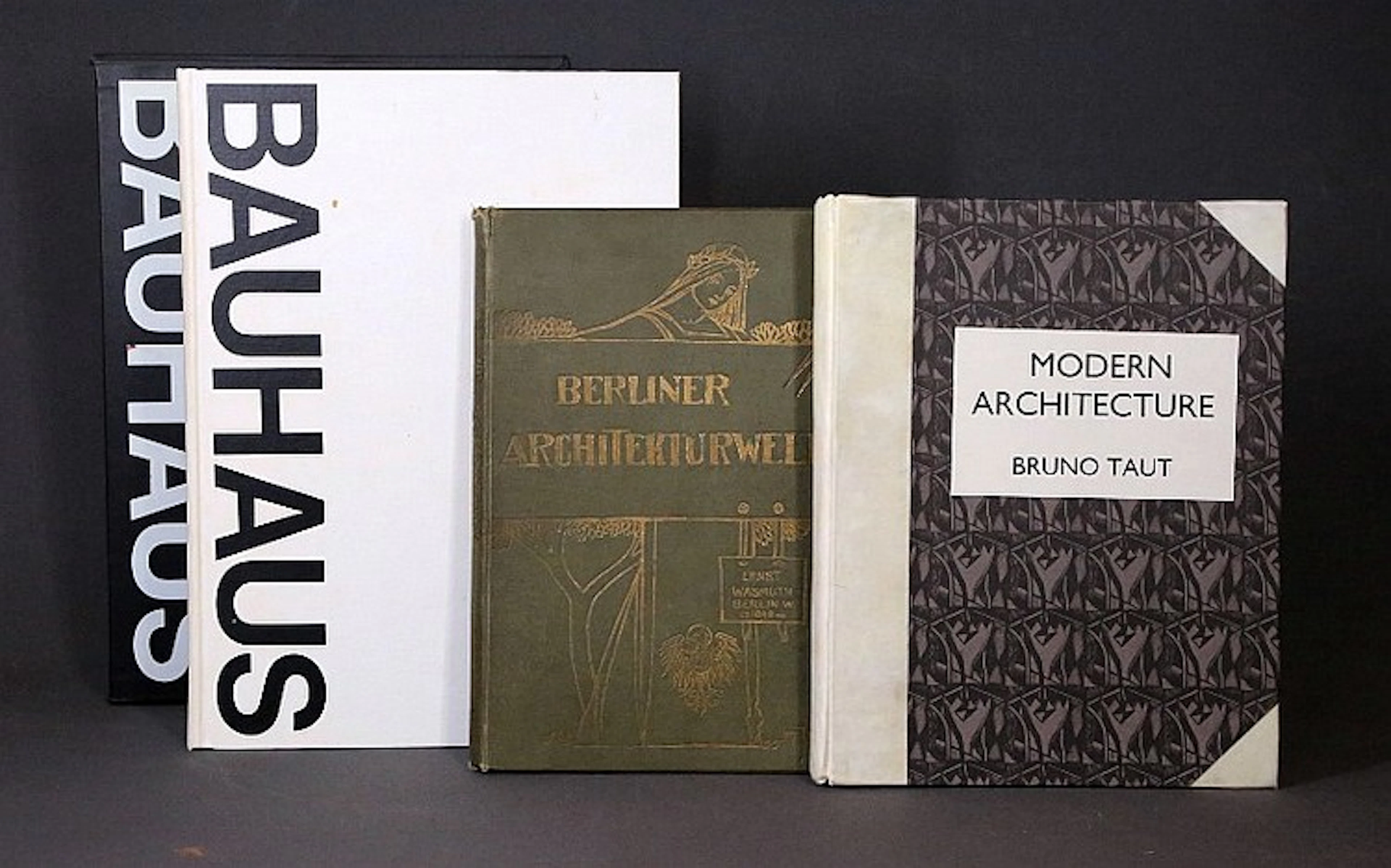 BOOKS on ARCHITECTURE (3). WINGLER, Hans M. The