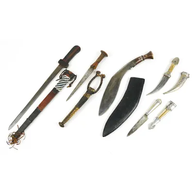 Five Middle Eastern Knives And Daggers With Sheaths Includin Barnebys five-middle-eastern-knives-and-daggers-with-sheaths-includin-barnebys