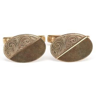 Pair of 9ct gold engraved cufflinks, 1.8cm wide, 4.4g
