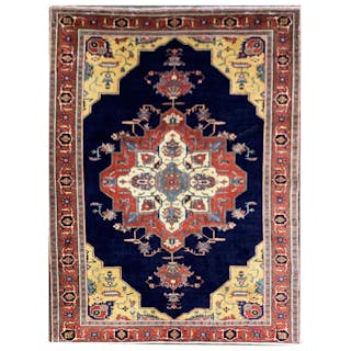 Heriz oriental wool carpet with blue