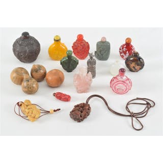 Lot of 20 assorted items, snuff bottles, and various carvings. Provenance: