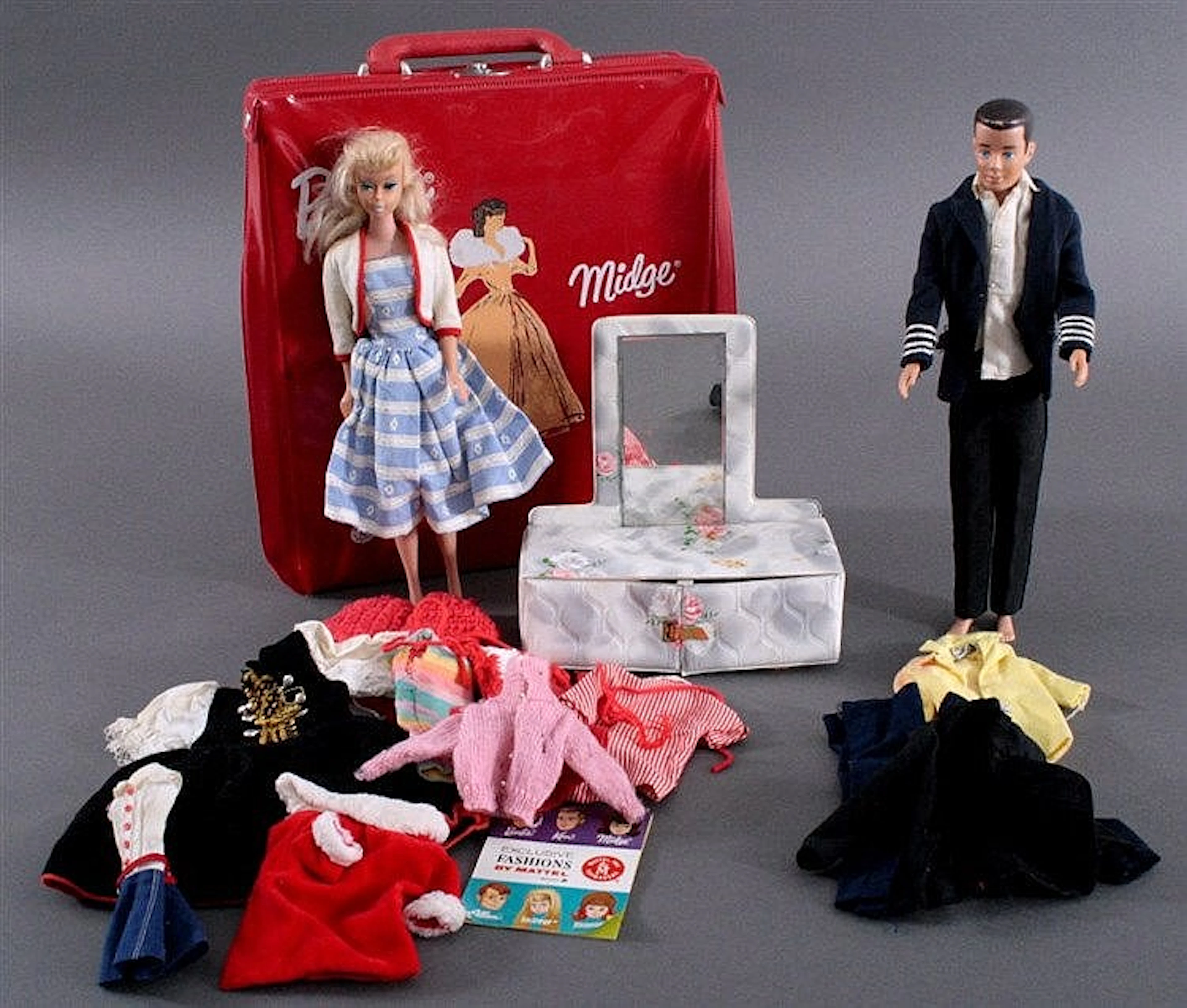Spielzeug Barbie und Ken, 60er Jahre