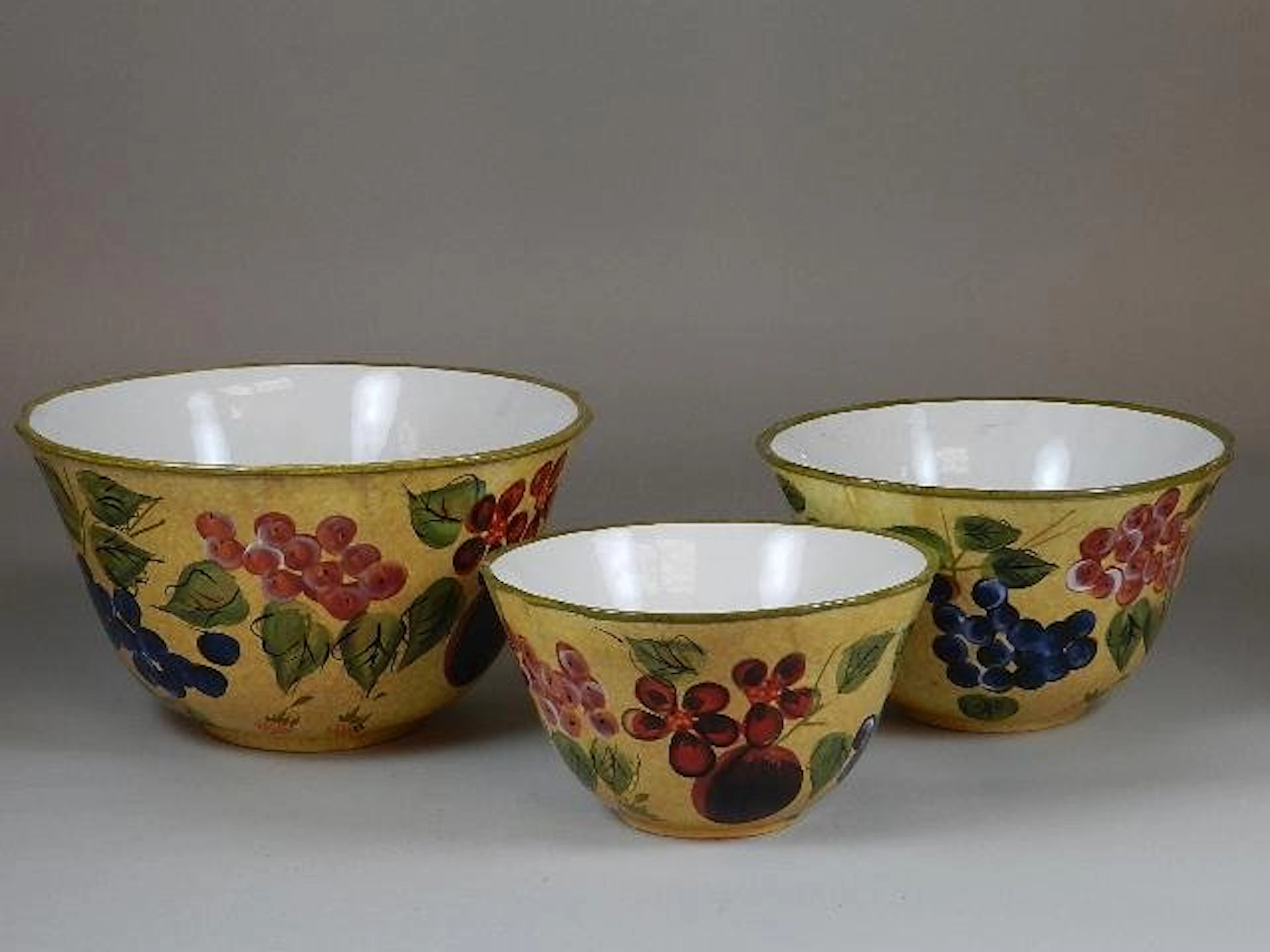 3 Piece Raymond Waites Nesting Bowls