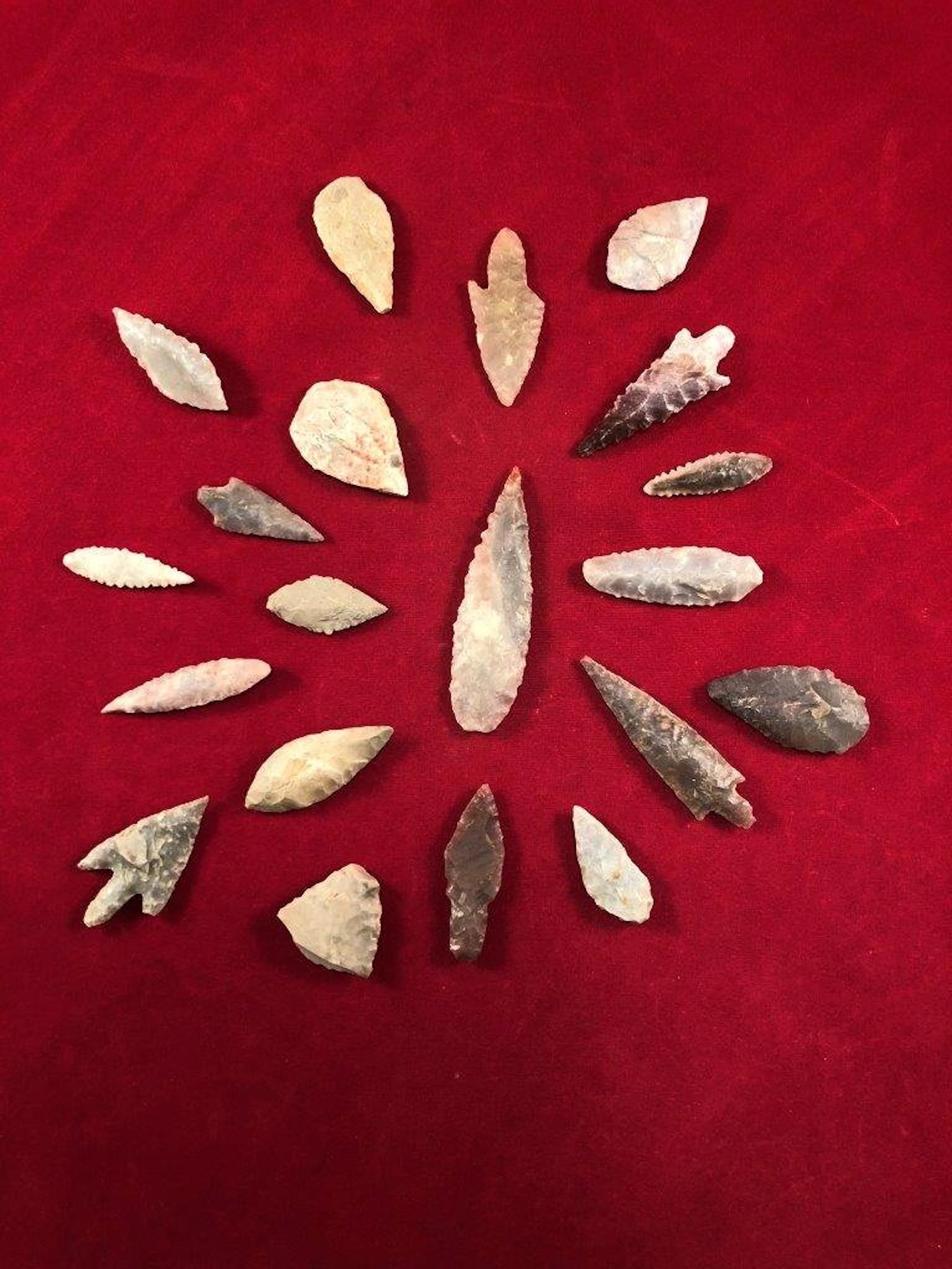 20 neolithic points indian artifact arrowhead
