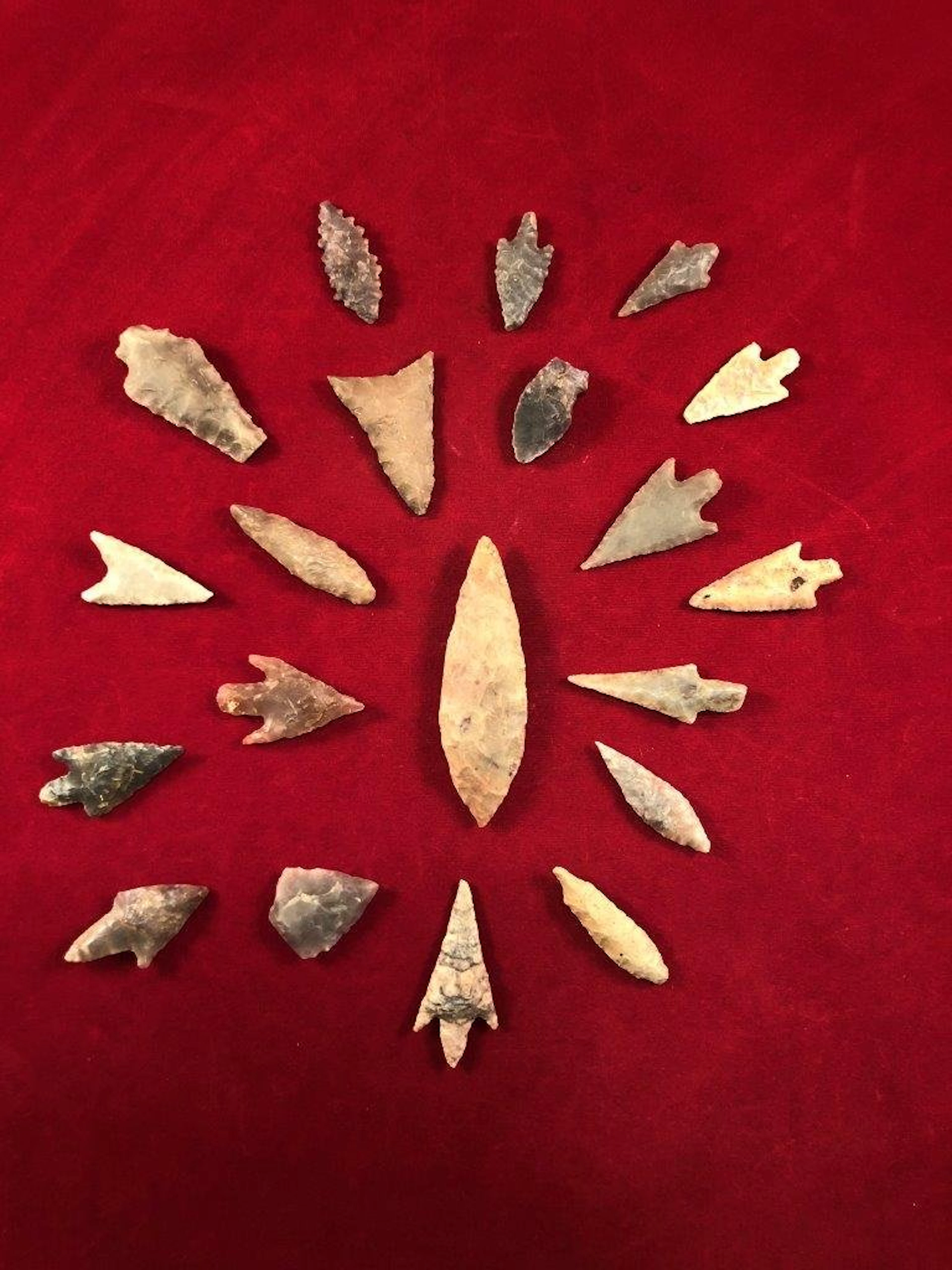 20 neolithic points indian artifact arrowhead